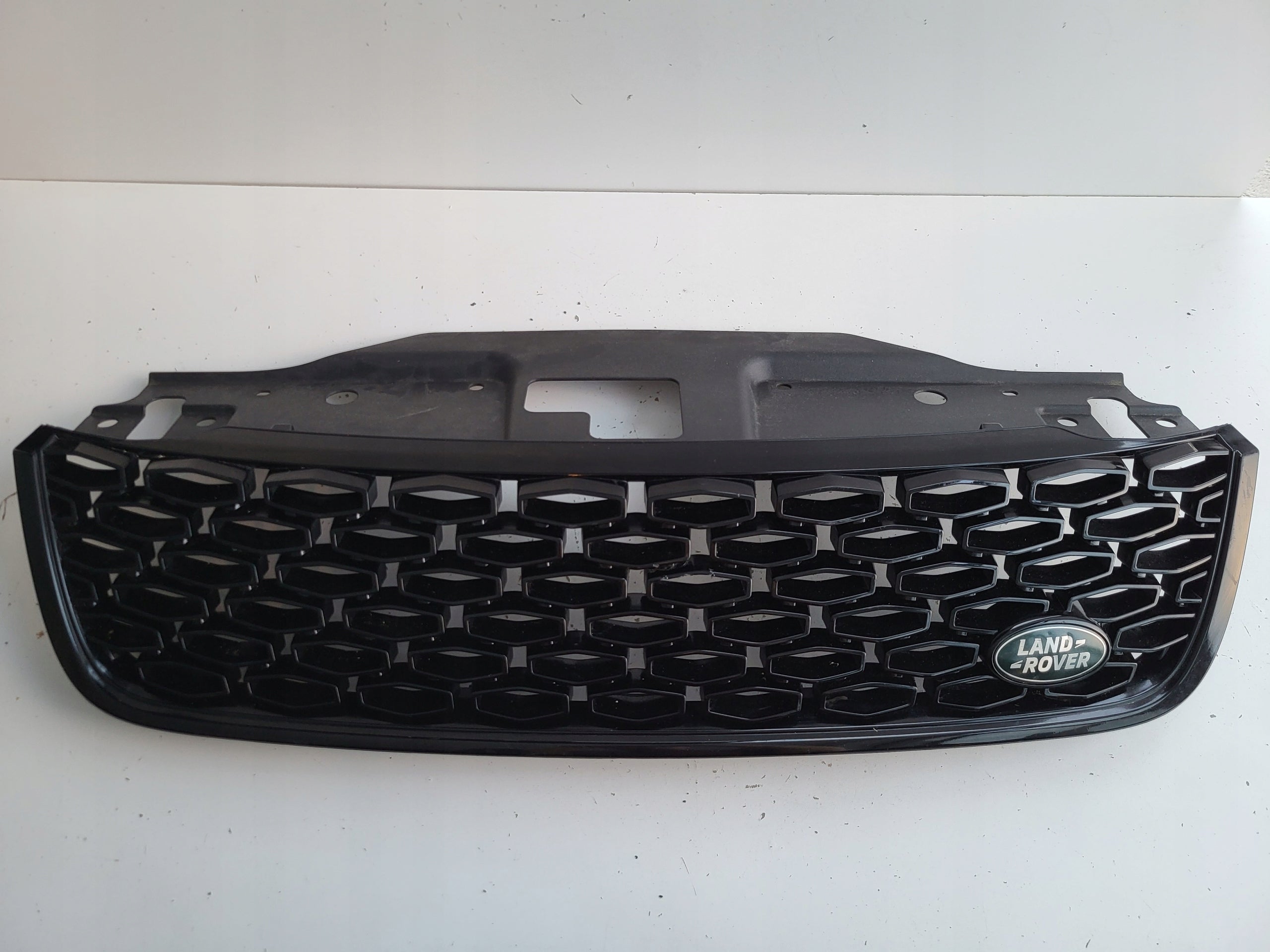 Land Rover ROVER DISCOVERY V 5 FRONTGRILL HY328200HY3M8200