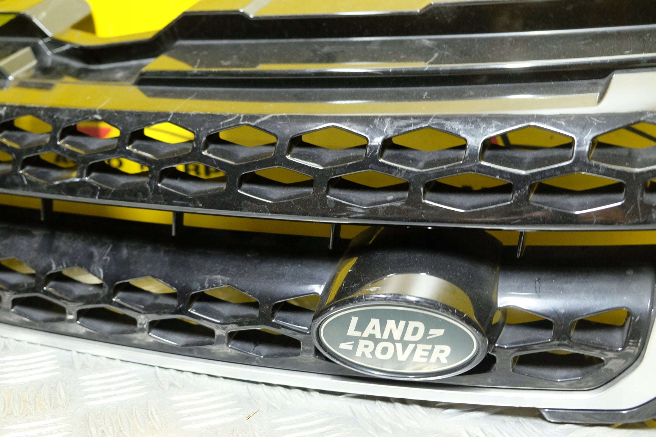 Land Rover RANGE ROVER EVOQUE L551 FRONTGRILL GJ328L001A