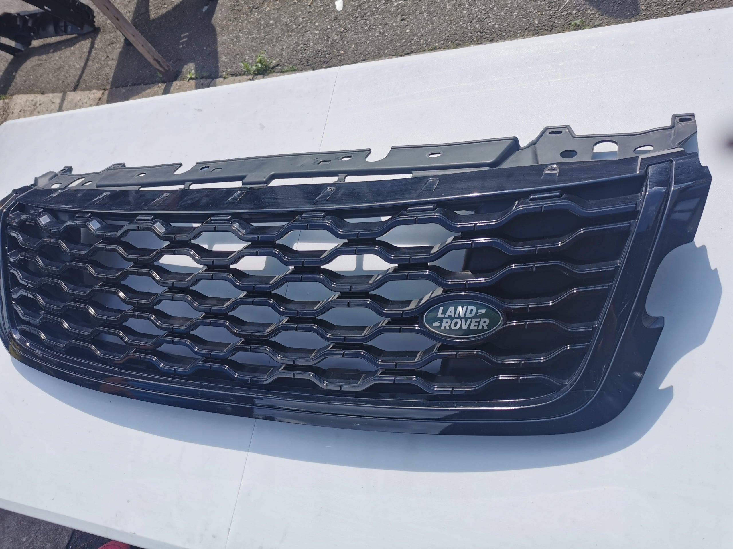 Kühlergrill Land Rover RANGE ROVER VELAR L560 FRONTGRILL J8A28C436 Kühlergitter