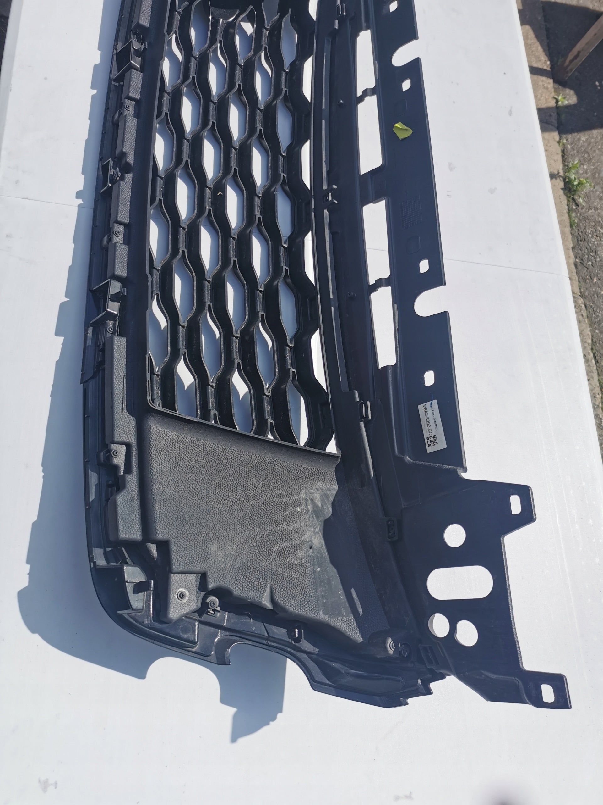 Kühlergrill Land Rover RANGE ROVER VELAR L560 FRONTGRILL J8A28C436 Kühlergitter