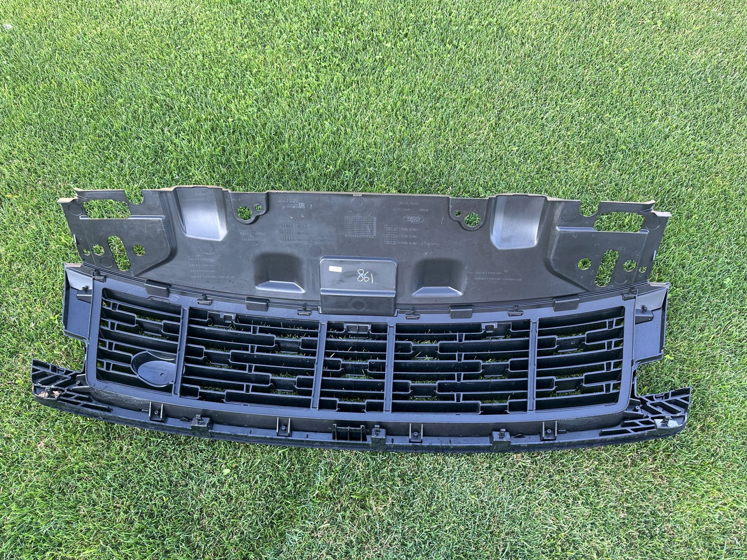 Kühlergrill Land Rover RANGE ROVER L460 FRONTGRILL M8E28200 Kühlergitter