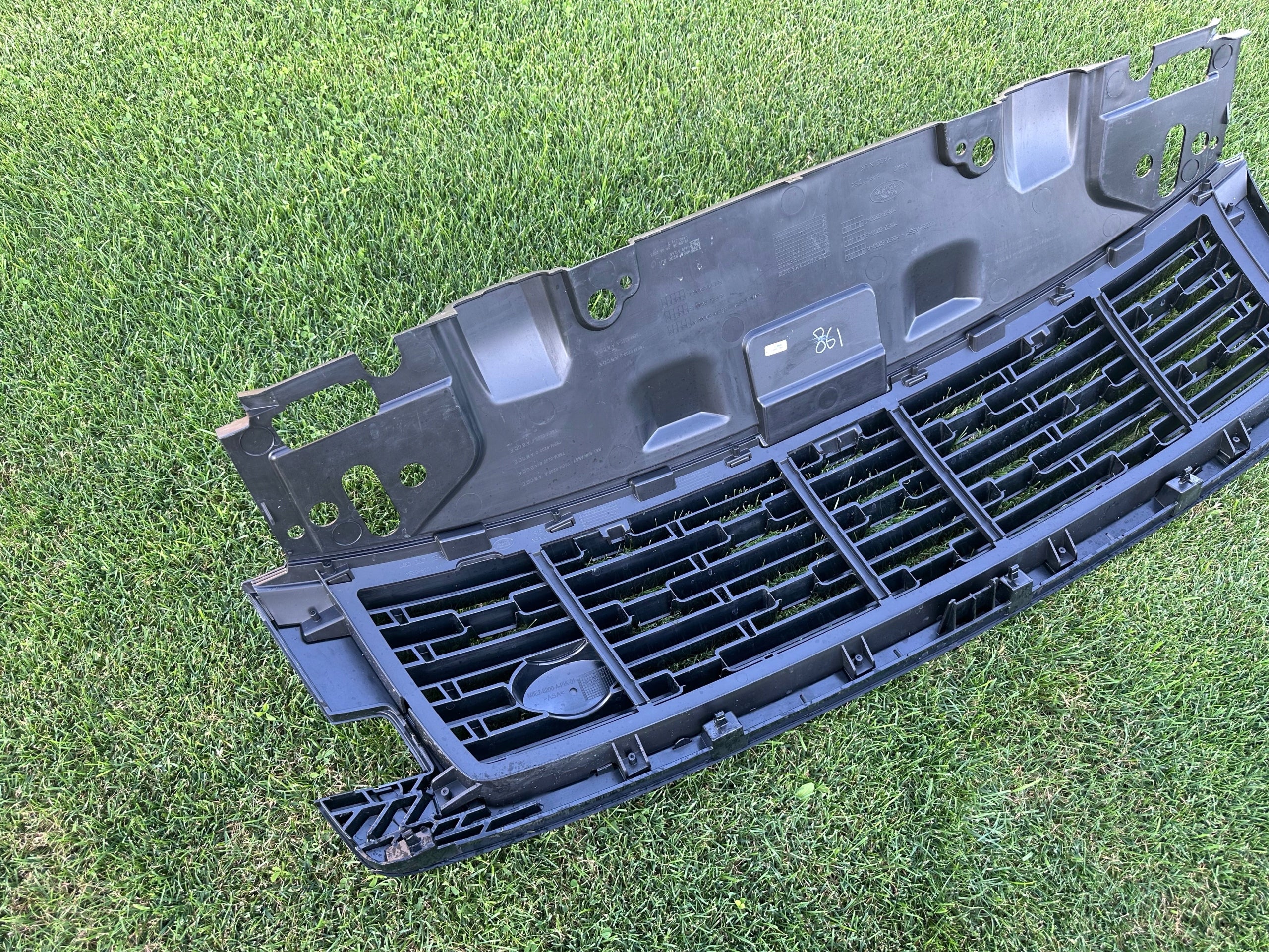 Kühlergrill Land Rover RANGE ROVER L460 FRONTGRILL M8E28200 Kühlergitter