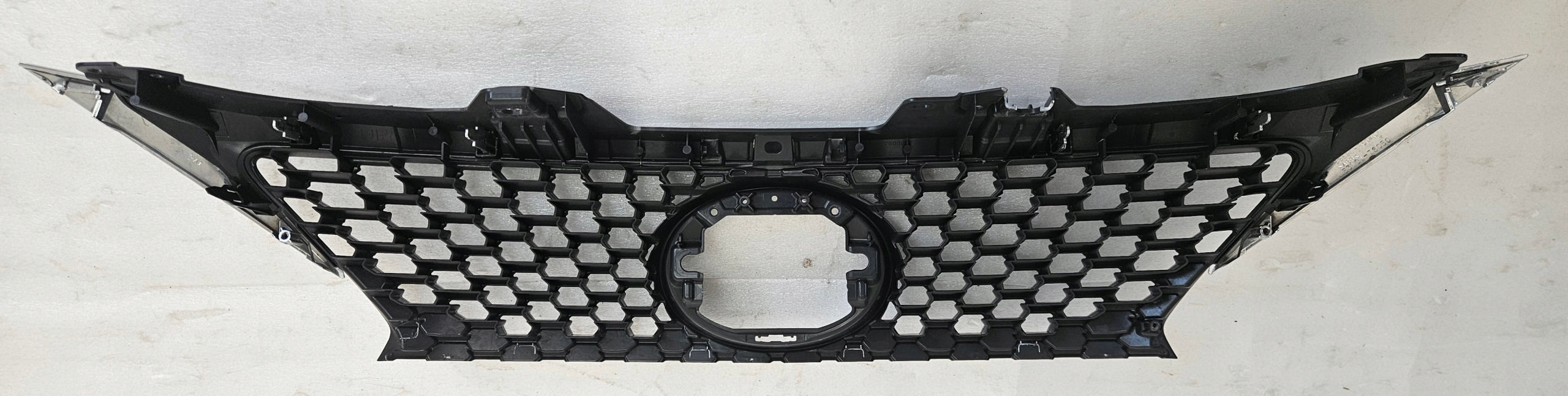 Kühlergrill Lexus CT FRONTGRILL 5311176080 Kühlergitter