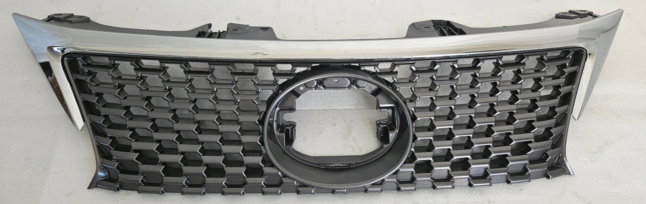 Kühlergrill Lexus CT FRONTGRILL 5311176080 Kühlergitter