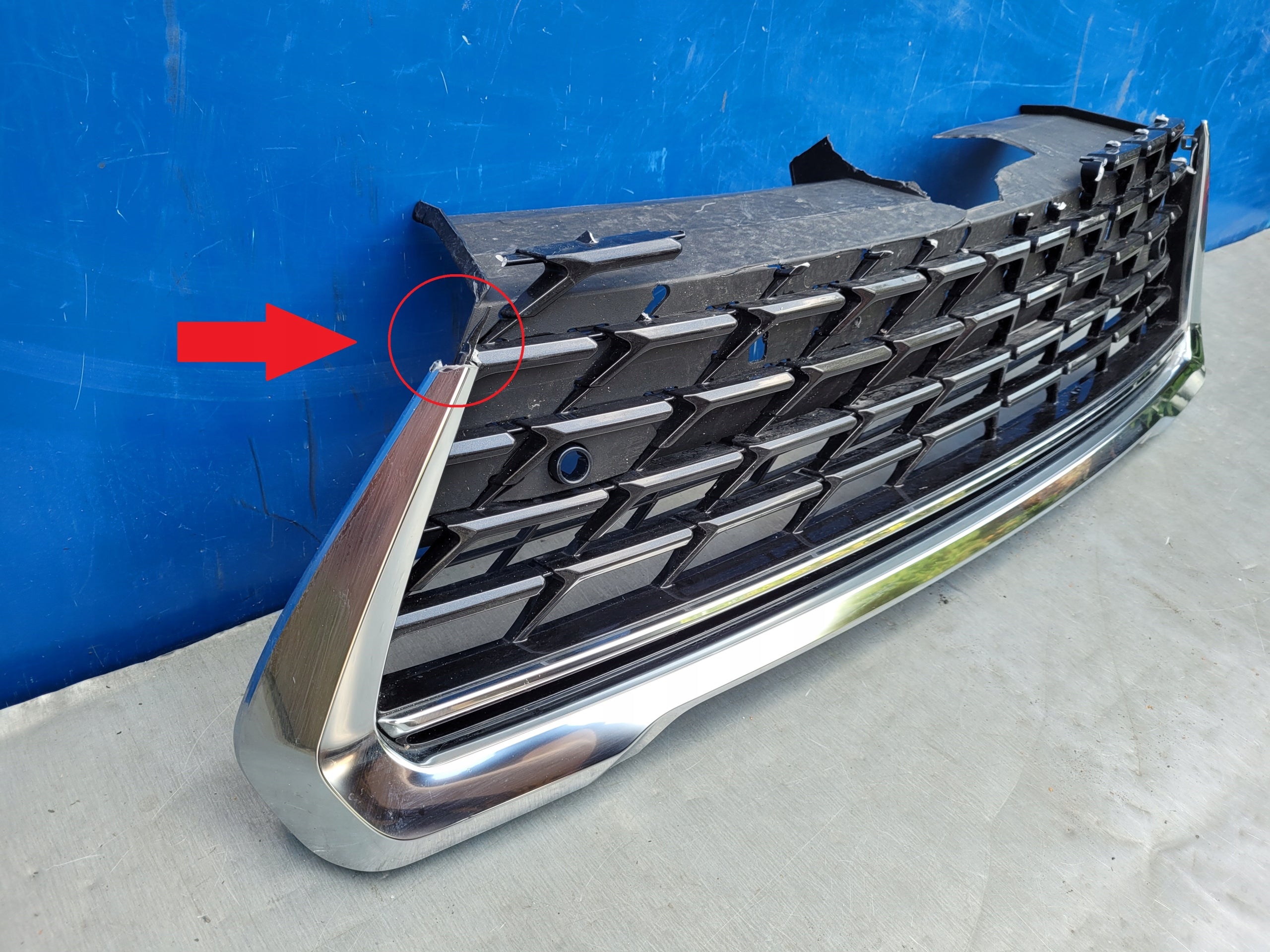 Kühlergrill Lexus IS UX FRONTGRILL 7053122760 Kühlergitter