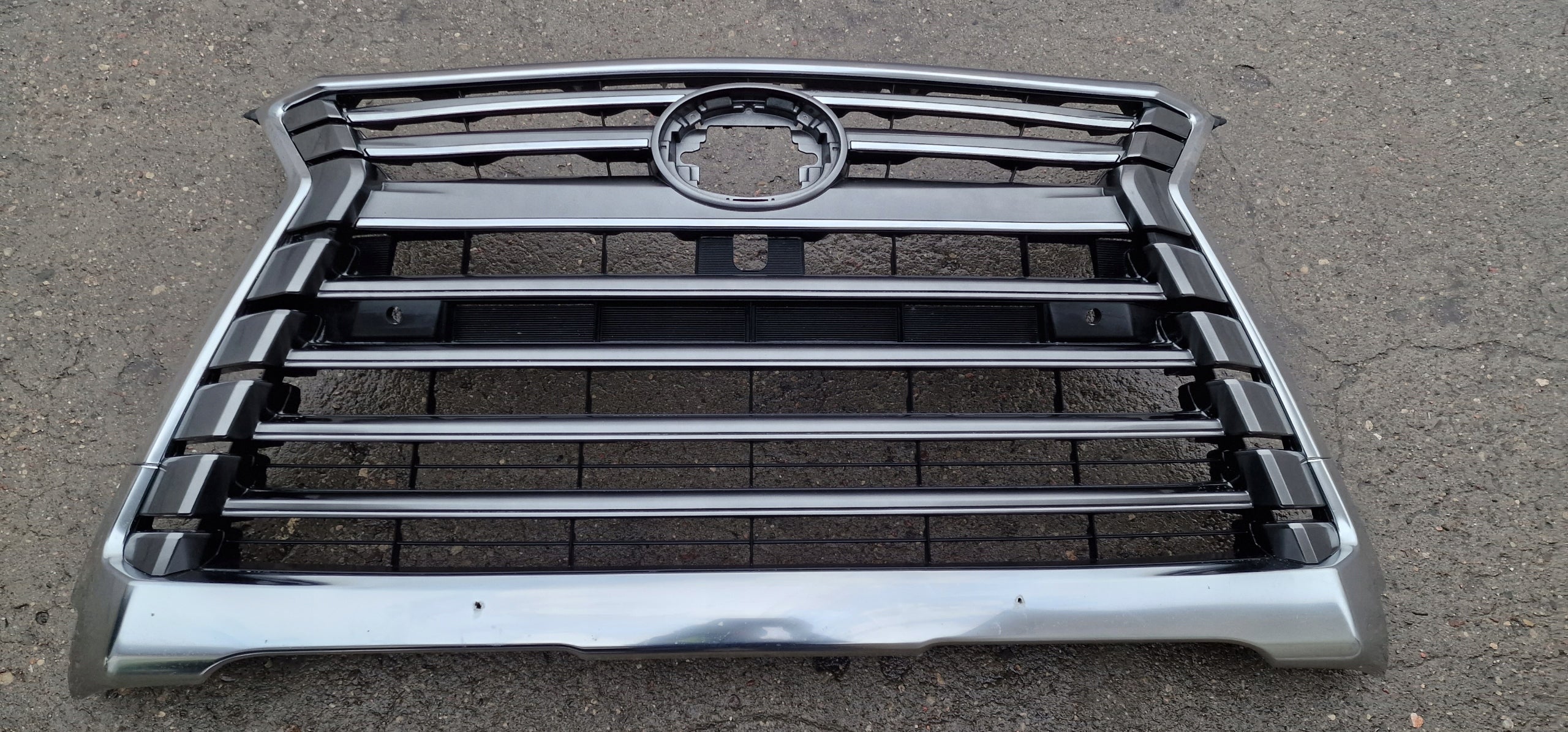 Kühlergrill Lexus LX FRONTGRILL 5310160570 Kühlergitter