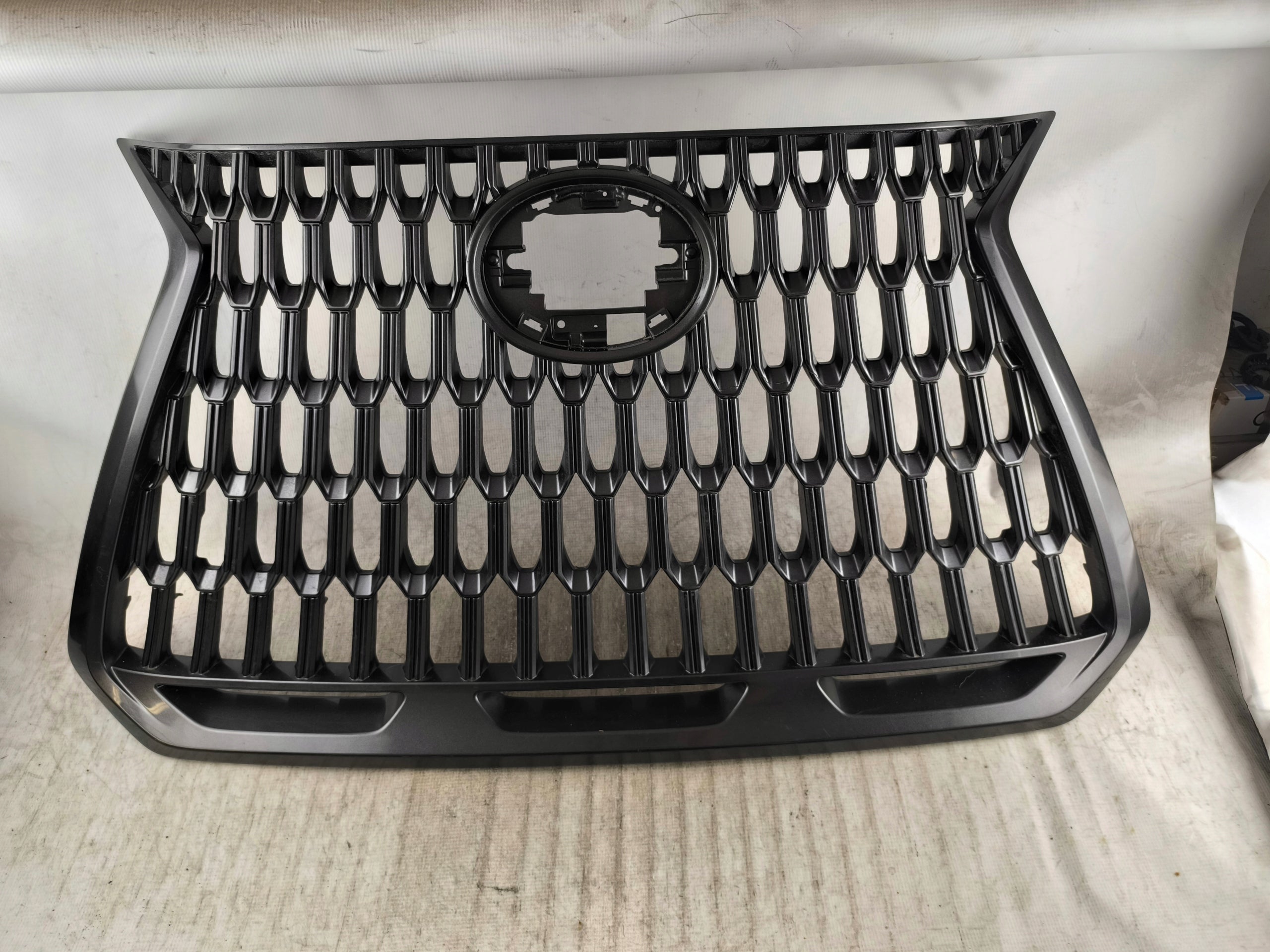 Kühlergrill Lexus NX RZ FRONTGRILL 5311178181 Kühlergitter