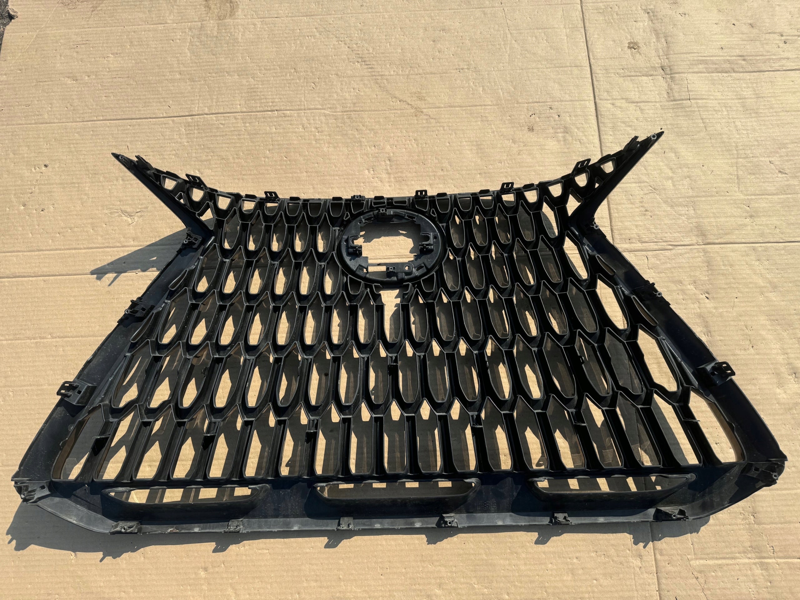 Kühlergrill Lexus NX FRONTGRILL 5311178250 Kühlergitter