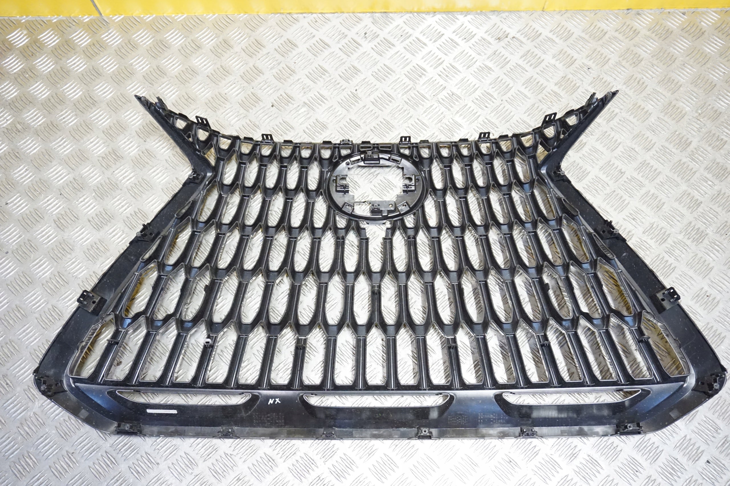 Kühlergrill Lexus NX RZ FRONTGRILL 5311178180 Kühlergitter