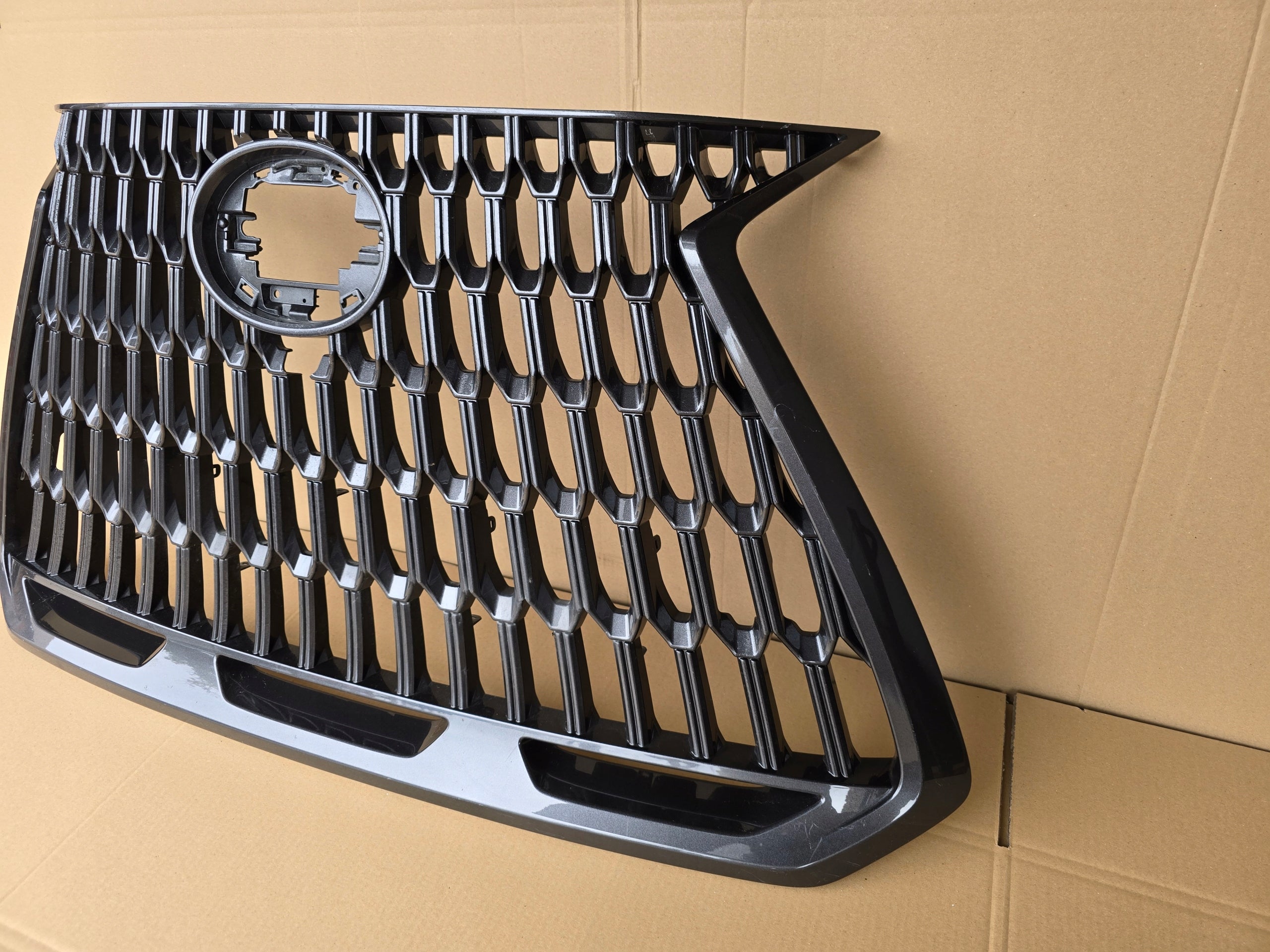 Kühlergrill Lexus NX FRONTGRILL 5311178180 Kühlergitter