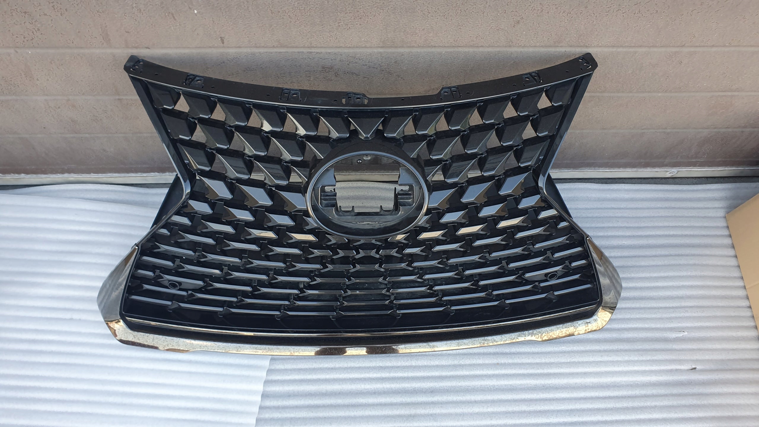 Kühlergrill Lexus UX FRONTGRILL 2040531117 Kühlergitter