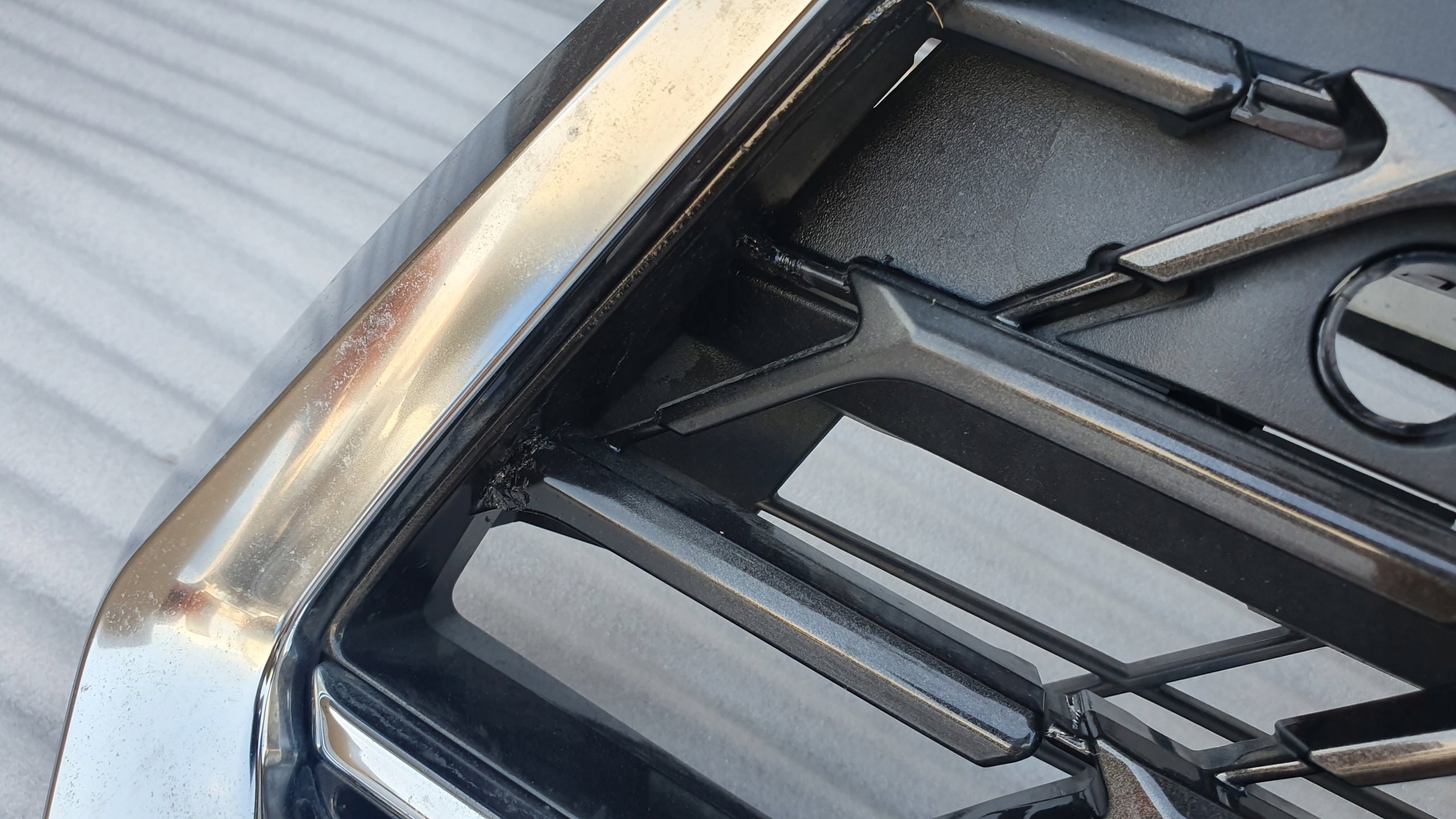 Kühlergrill Lexus UX FRONTGRILL 2040531117 Kühlergitter