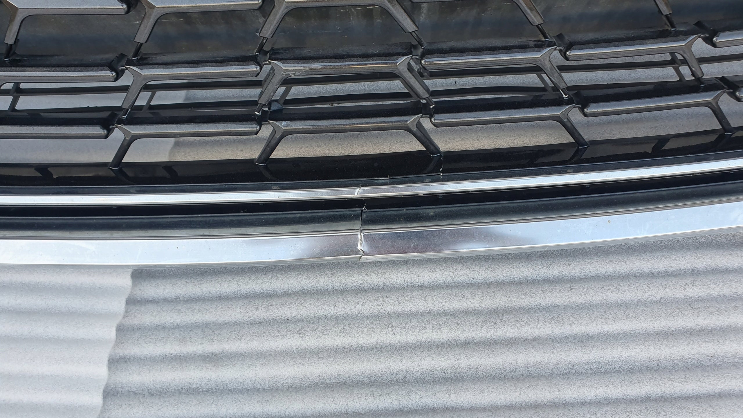 Kühlergrill Lexus UX FRONTGRILL 2040531117 Kühlergitter