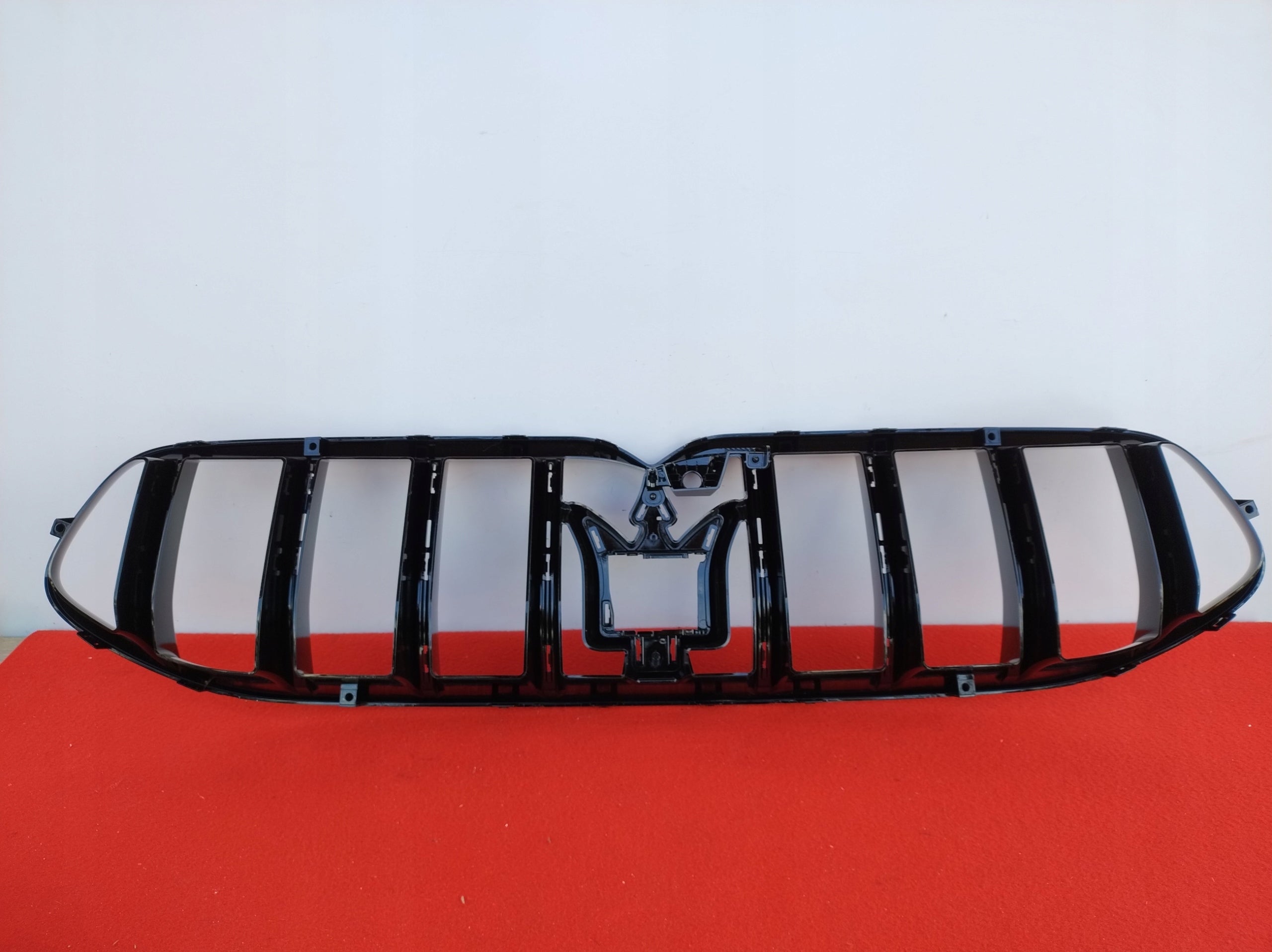 Kühlergrill Maserati I GRECALE 1 2 6 FRONTGRILL 670170829 Kühlergitter