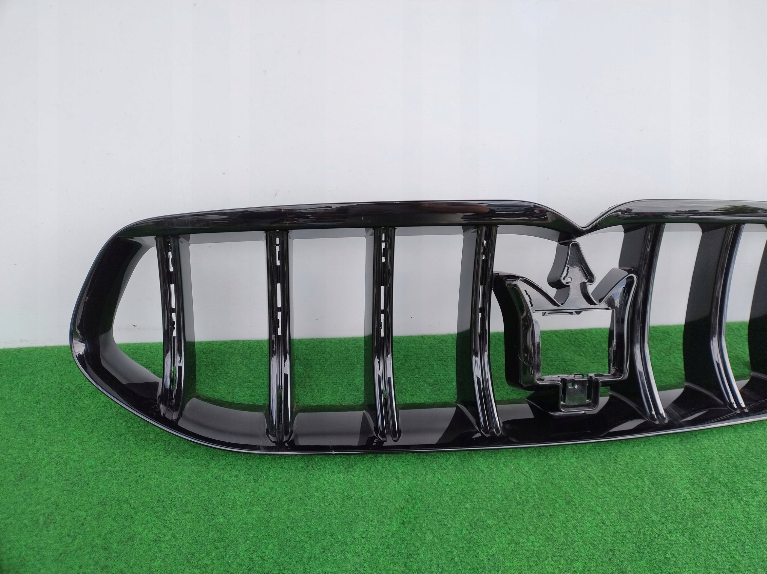 Kühlergrill Maserati 20 6 1 4 I GRECALE 5 FRONTGRILL 670167295 Kühlergitter