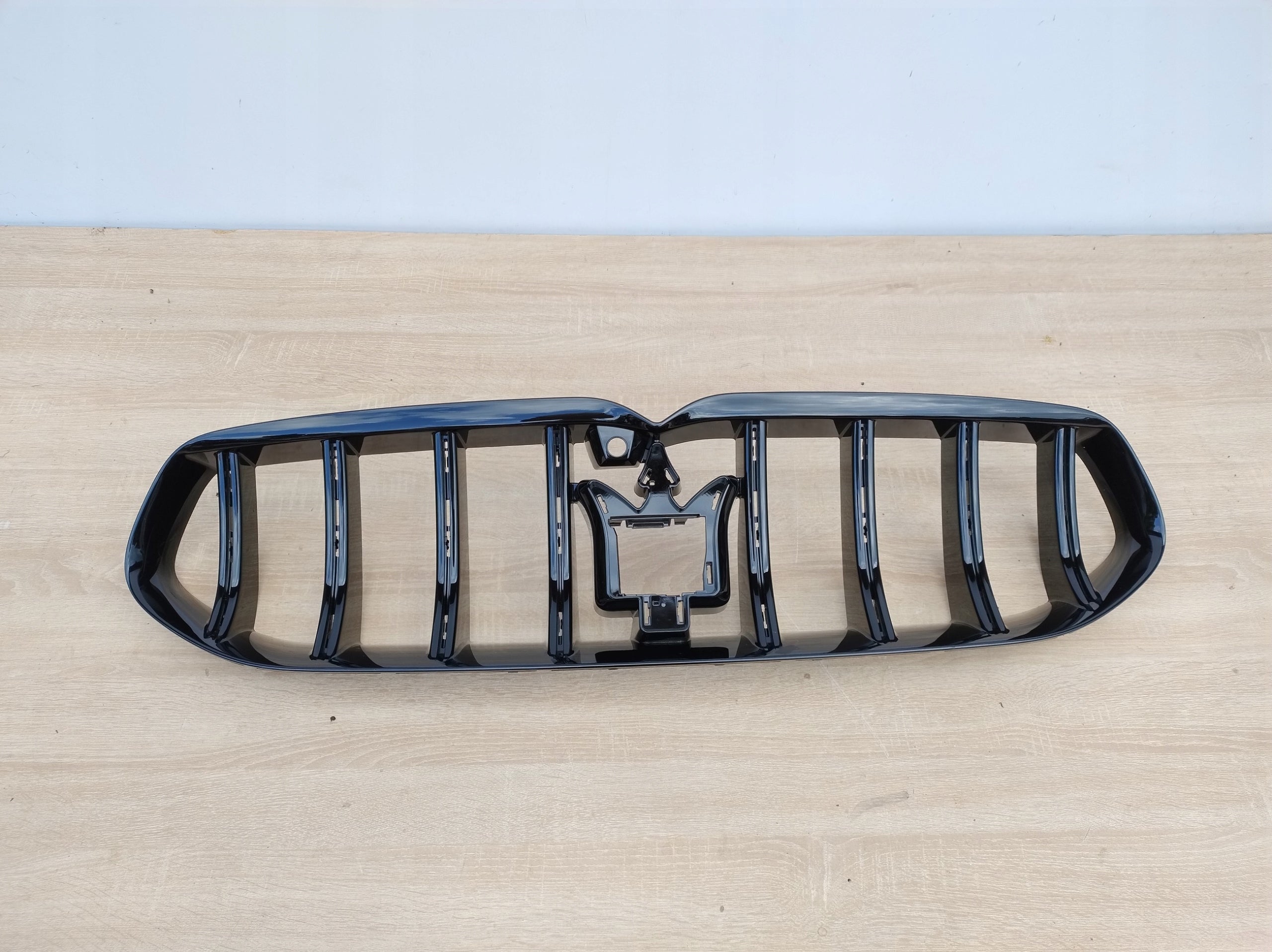 Kühlergrill Maserati I GRECALE 1 2 6 FRONTGRILL 670170829 Kühlergitter