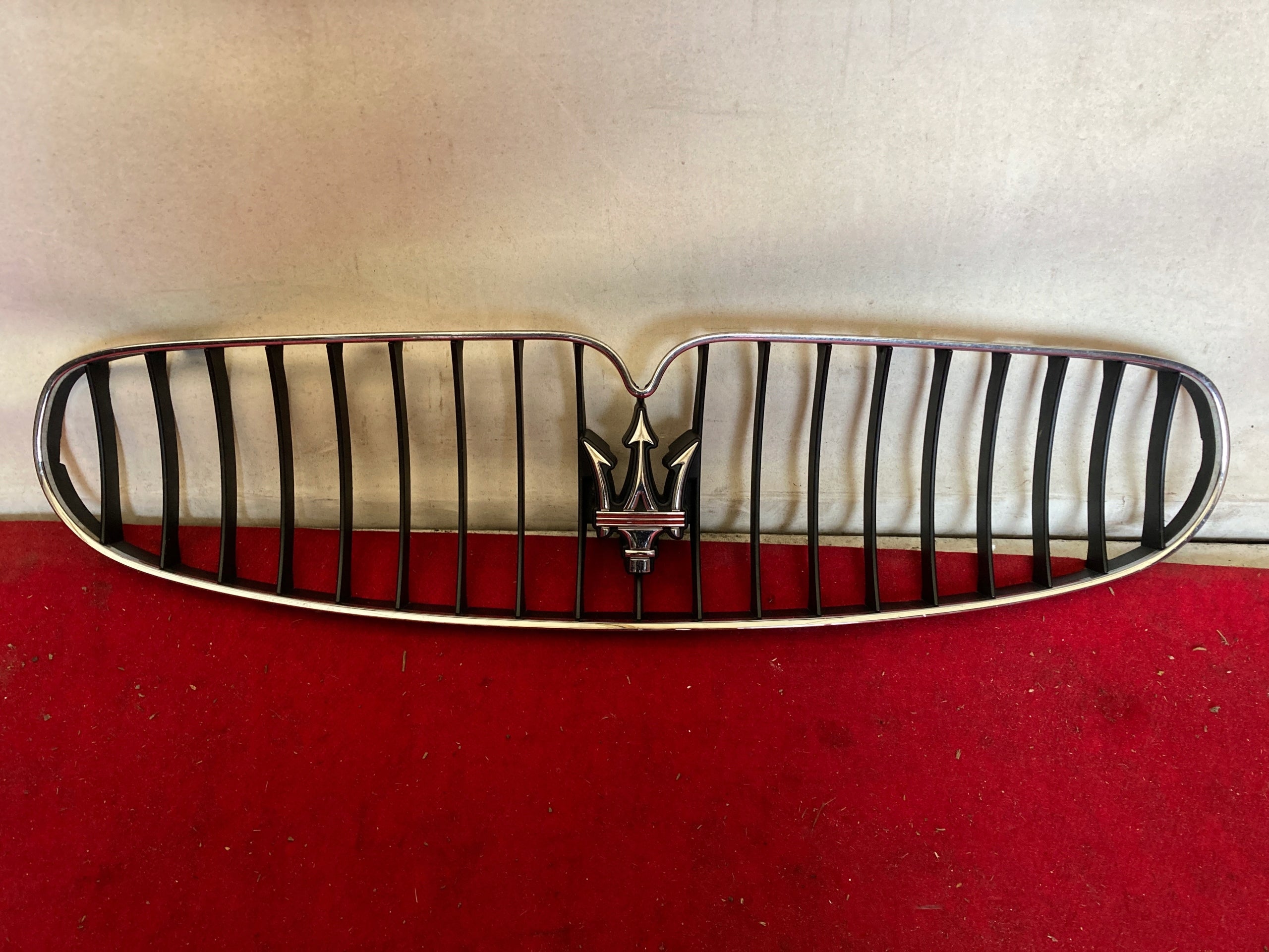 Radiator grille Maserati 20 I GRANTURISMO 6 GRANTURISMO 2 5 FRONT GRILL Radiator grille 