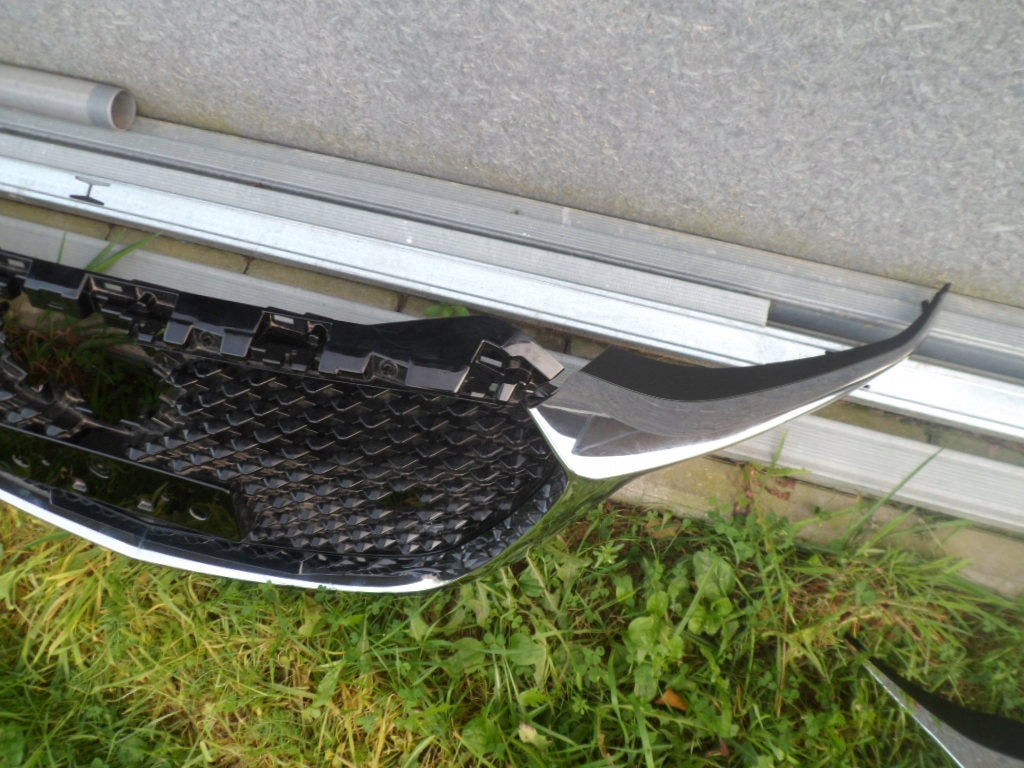 Kühlergrill Mazda 2 II FRONTGRILL AZDA2DJDL Kühlergitter