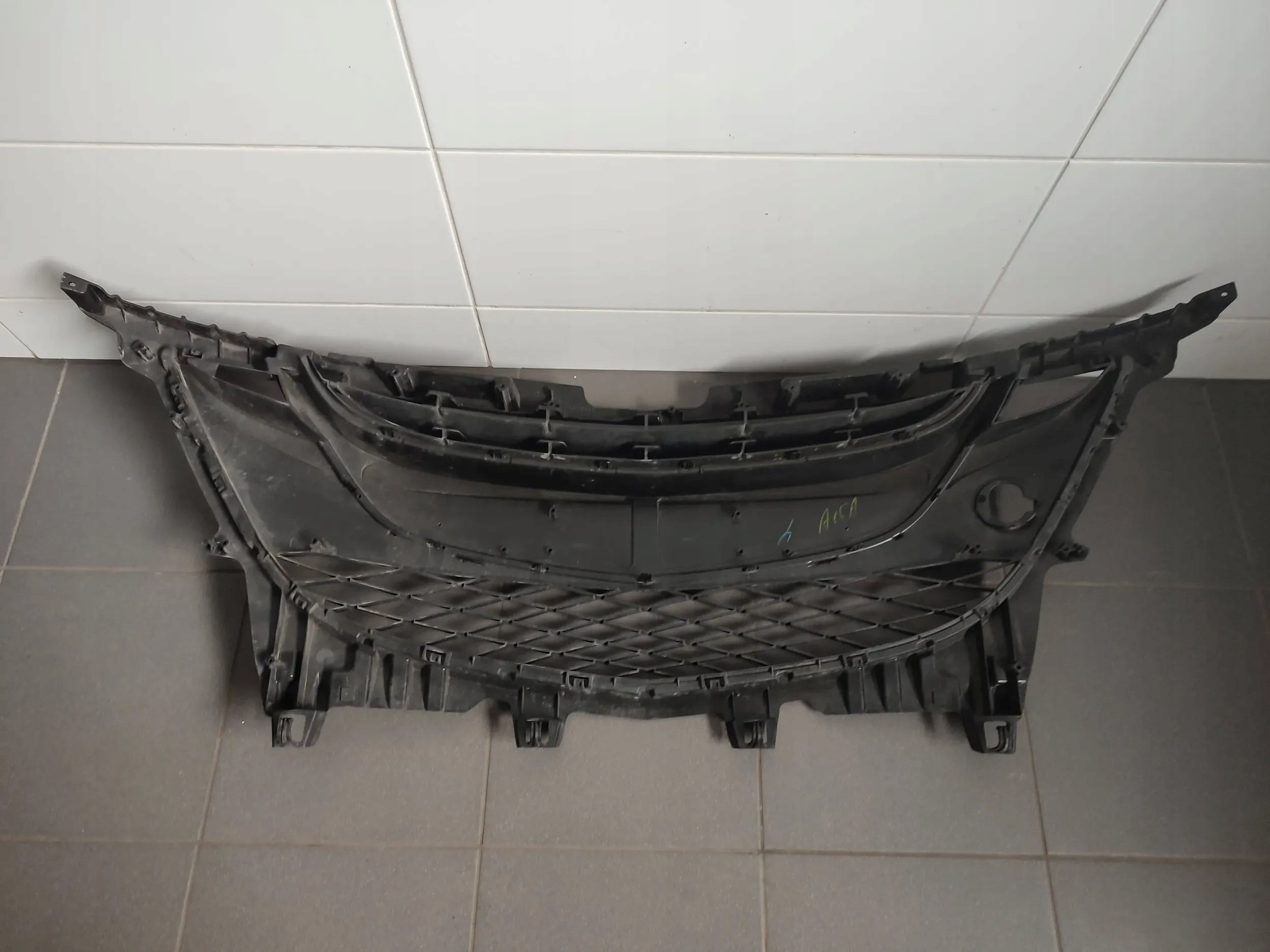 Kühlergrill Mazda II 2 FRONTGRILL C513501T1 Kühlergitter