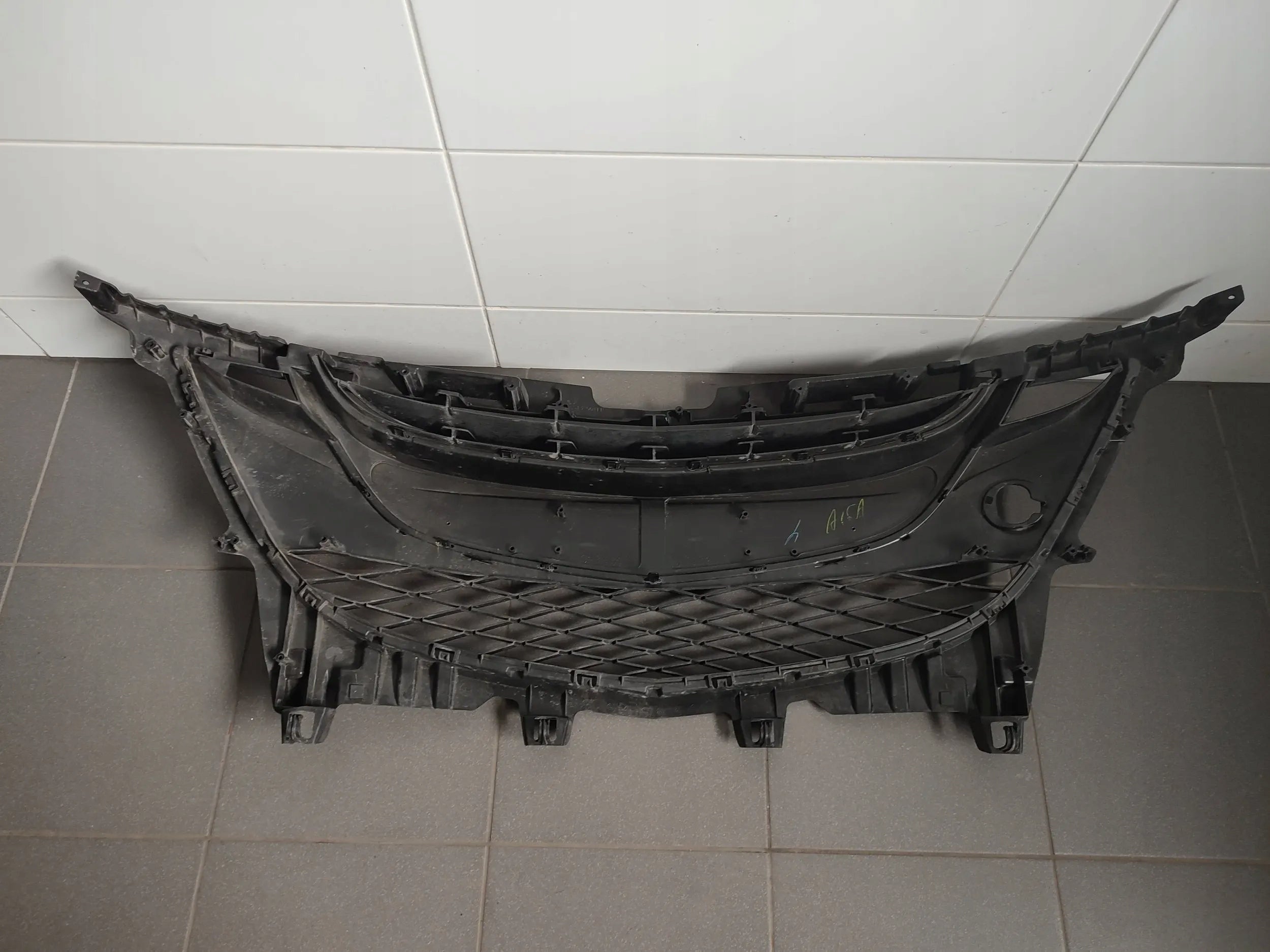 Kühlergrill Mazda II 2 FRONTGRILL C513501T1 Kühlergitter