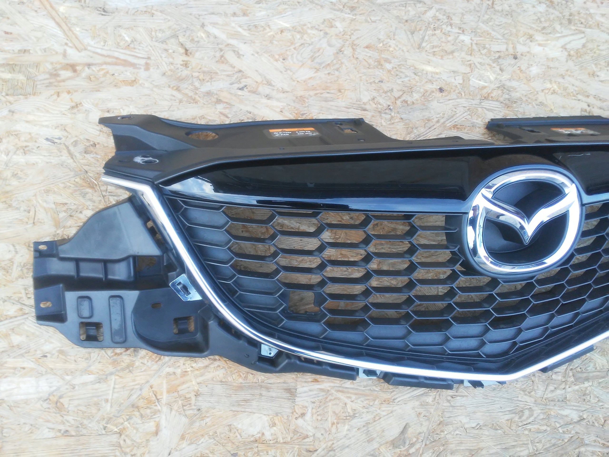 Kühlergrill Mazda 2 FRONTGRILL ftem2013r Kühlergitter