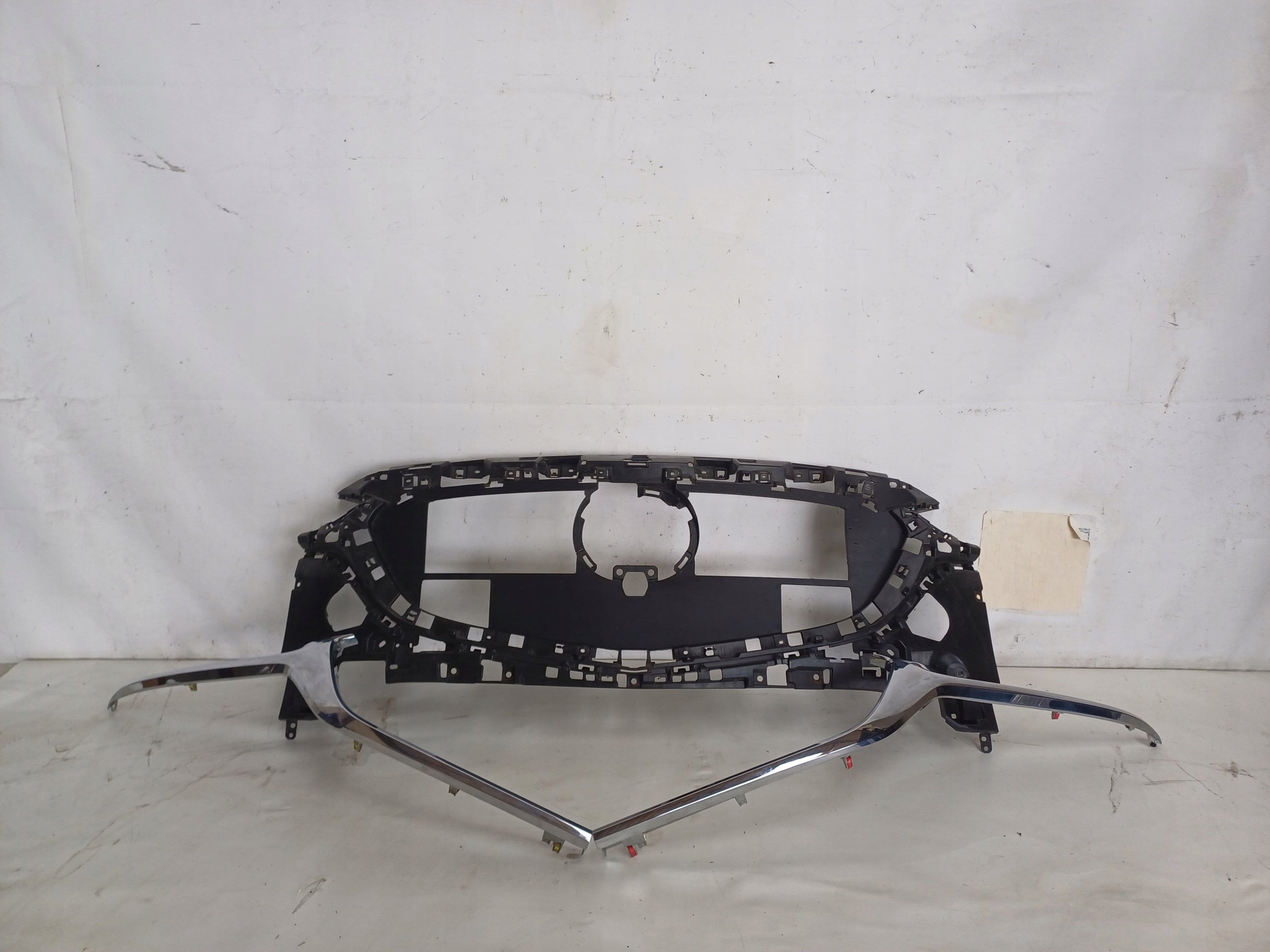 Kühlergrill Mazda 2 6 GJ FRONTGRILL FT1424GRI Kühlergitter