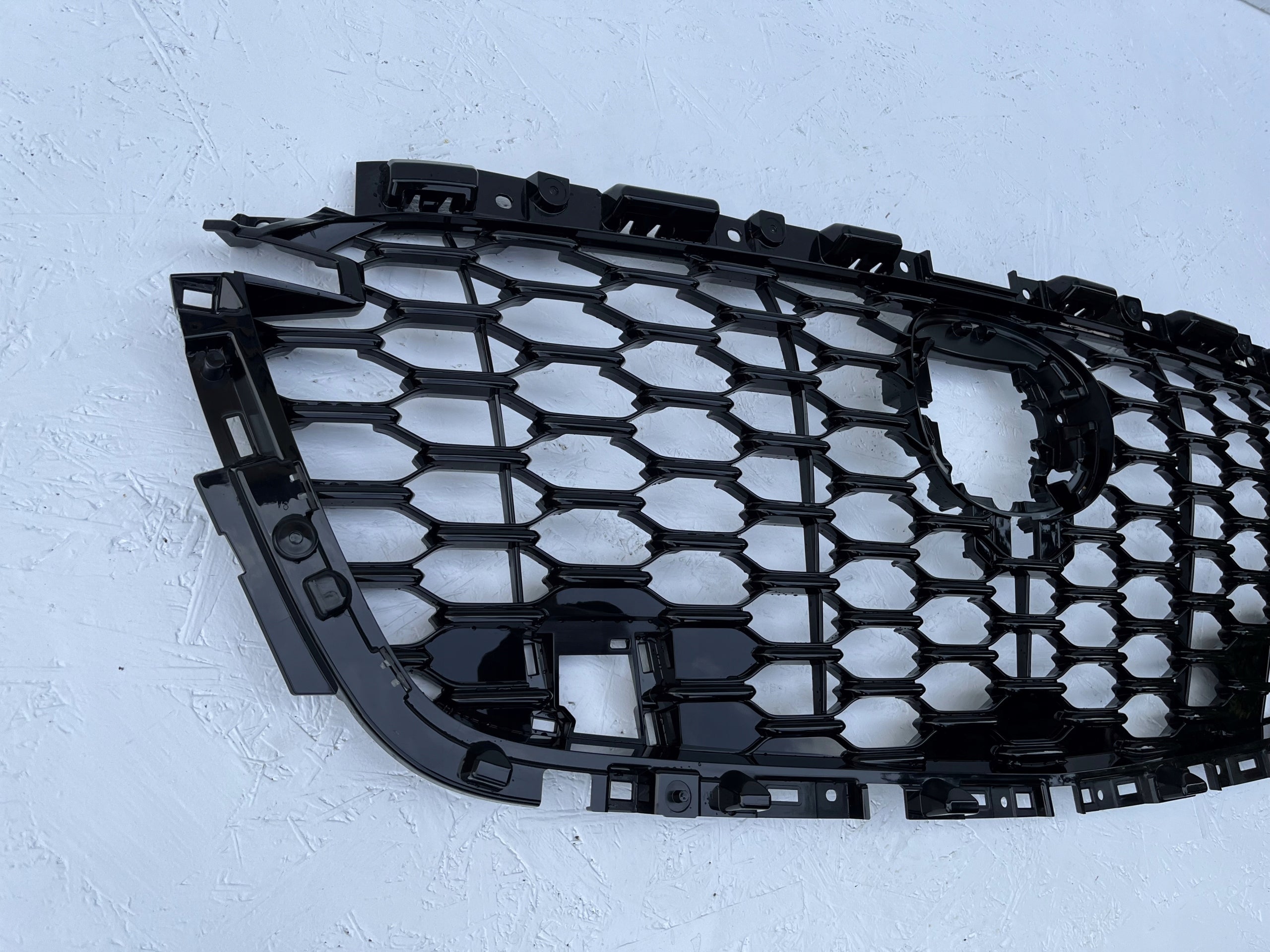 Kühlergrill Mazda 2 6 FRONTGRILL GWYS24HFV Kühlergitter