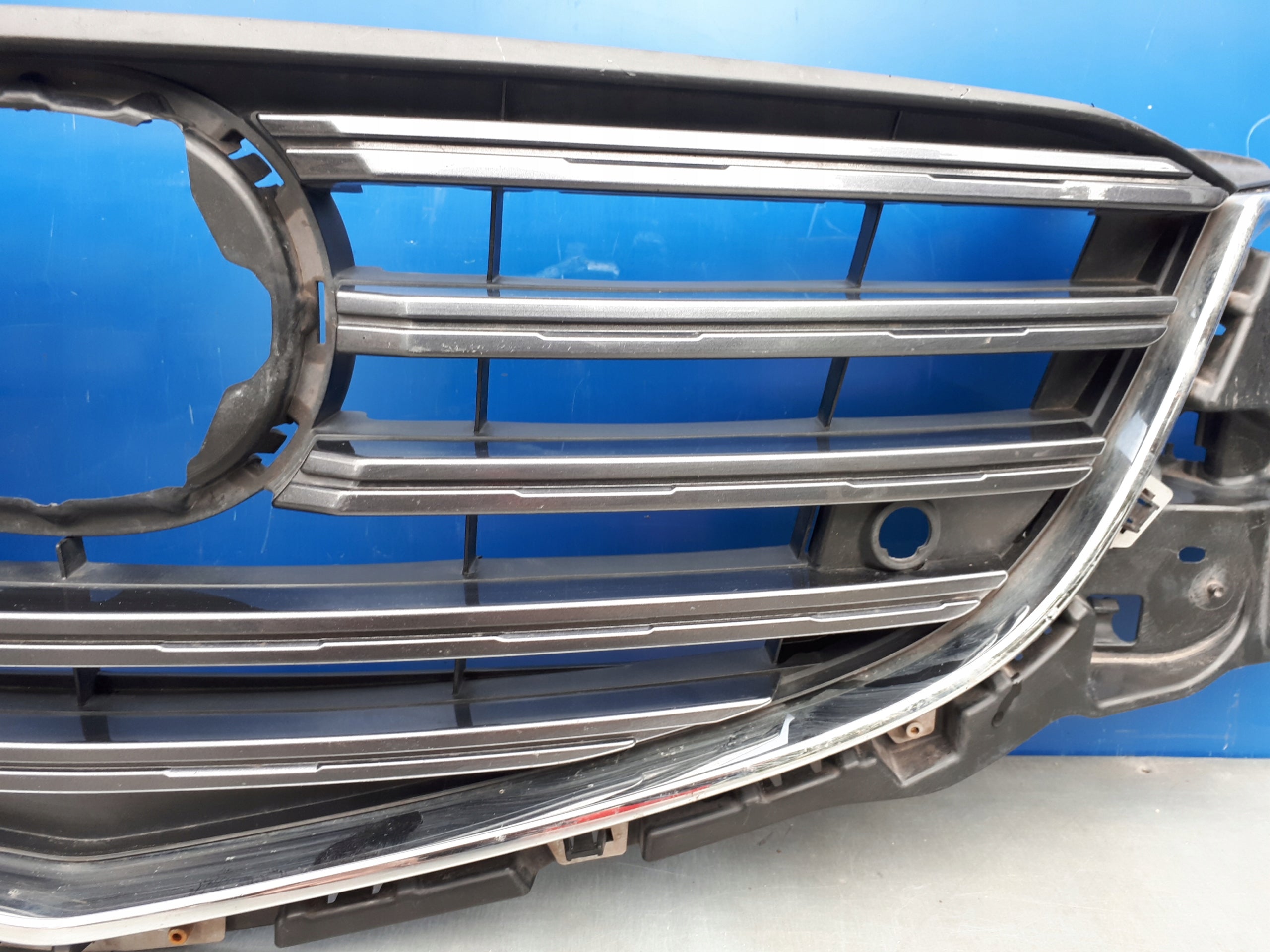 Kühlergrill Mazda 2 FRONTGRILL DACX5CX5L Kühlergitter