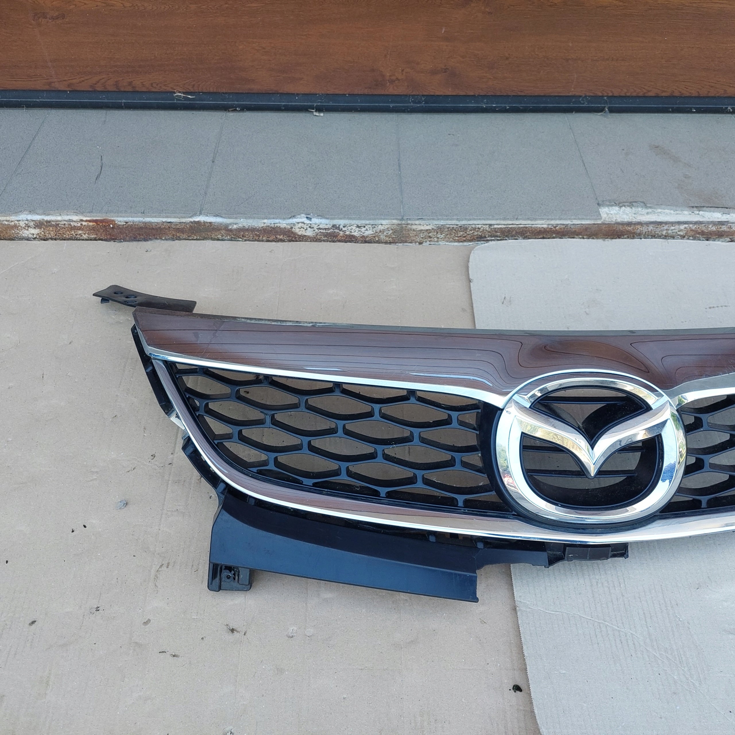 Kühlergrill Mazda 2 III KF FRONTGRILL daCX9Lift Kühlergitter