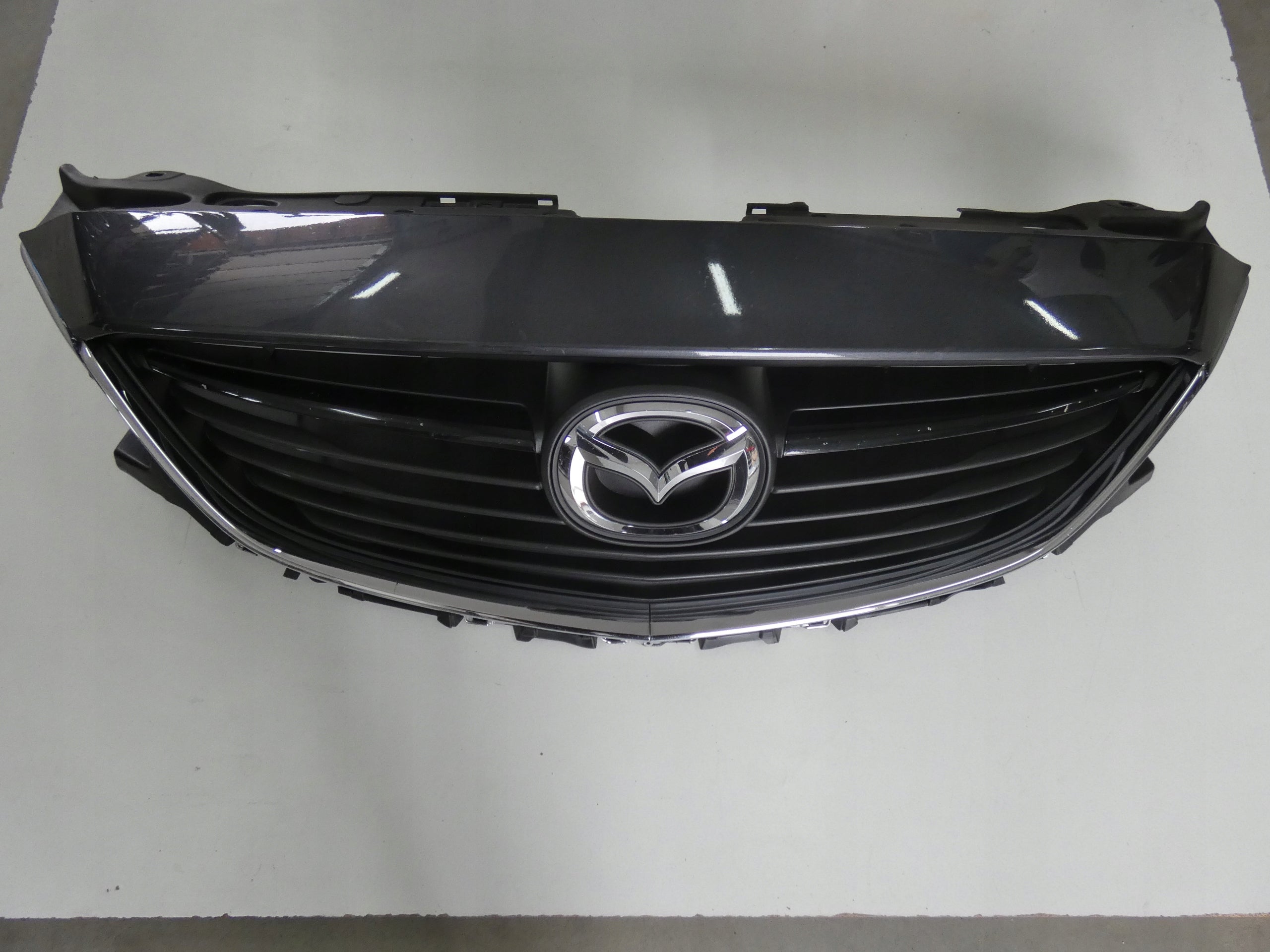 Kühlergrill Mazda 6 FRONTGRILL AZDA6Atra Kühlergitter