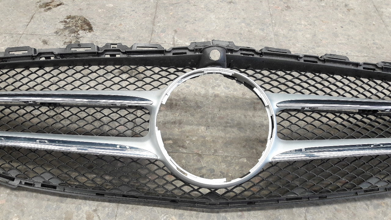 Kühlergrill Mercedes A205 FRONTGRILL A2058800283 Kühlergitter