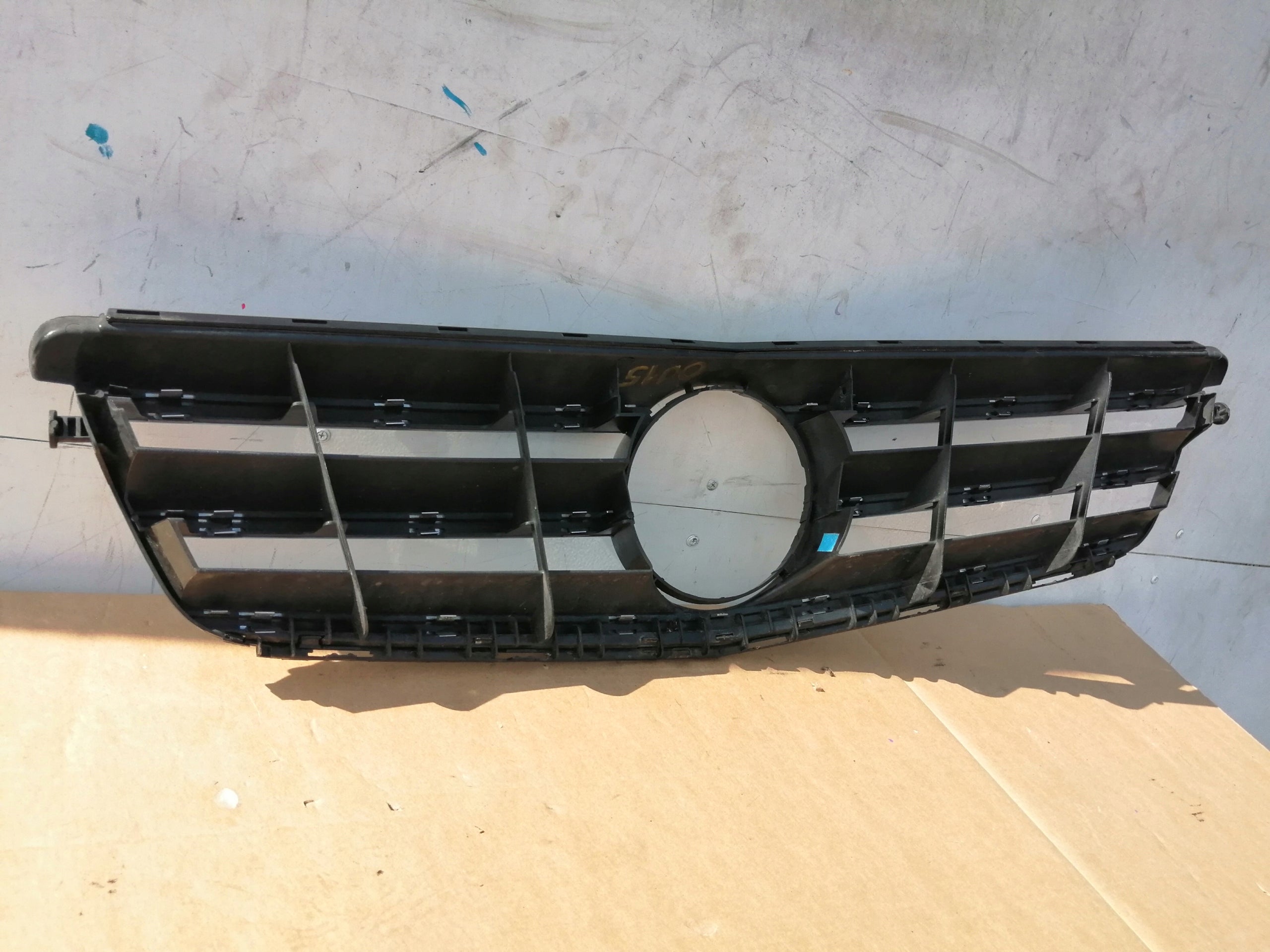 Kühlergrill Mercedes W204 FRONTGRILL A2048801923 Kühlergitter