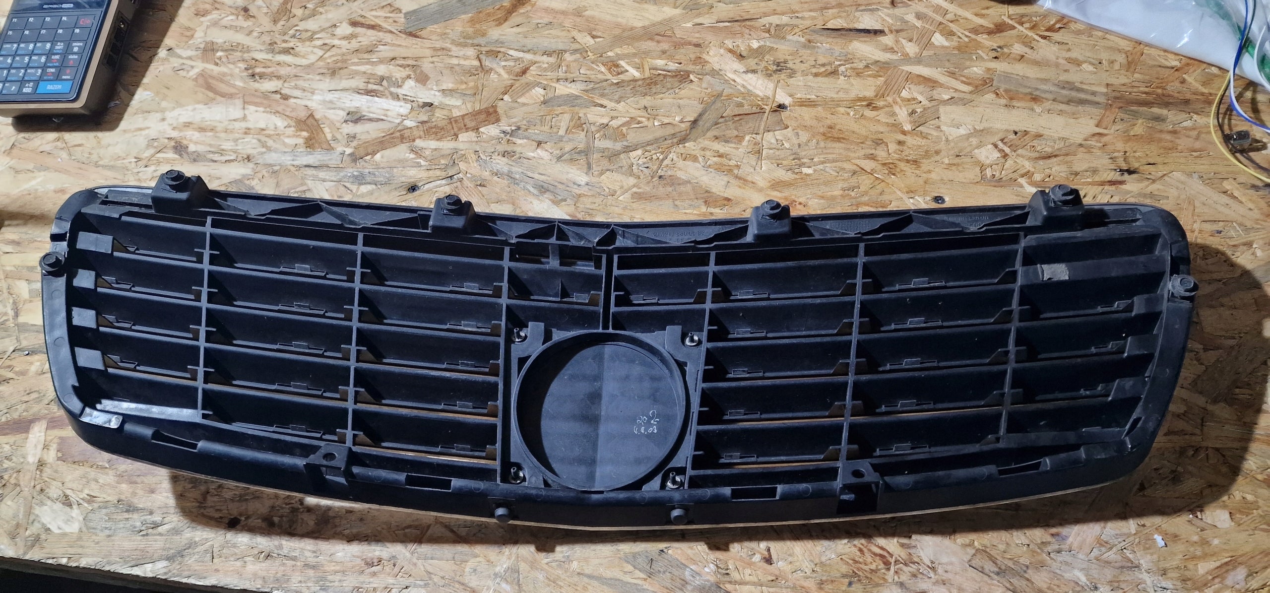 Kühlergrill Mercedes E 211 FRONTGRILL A2118800683 Kühlergitter