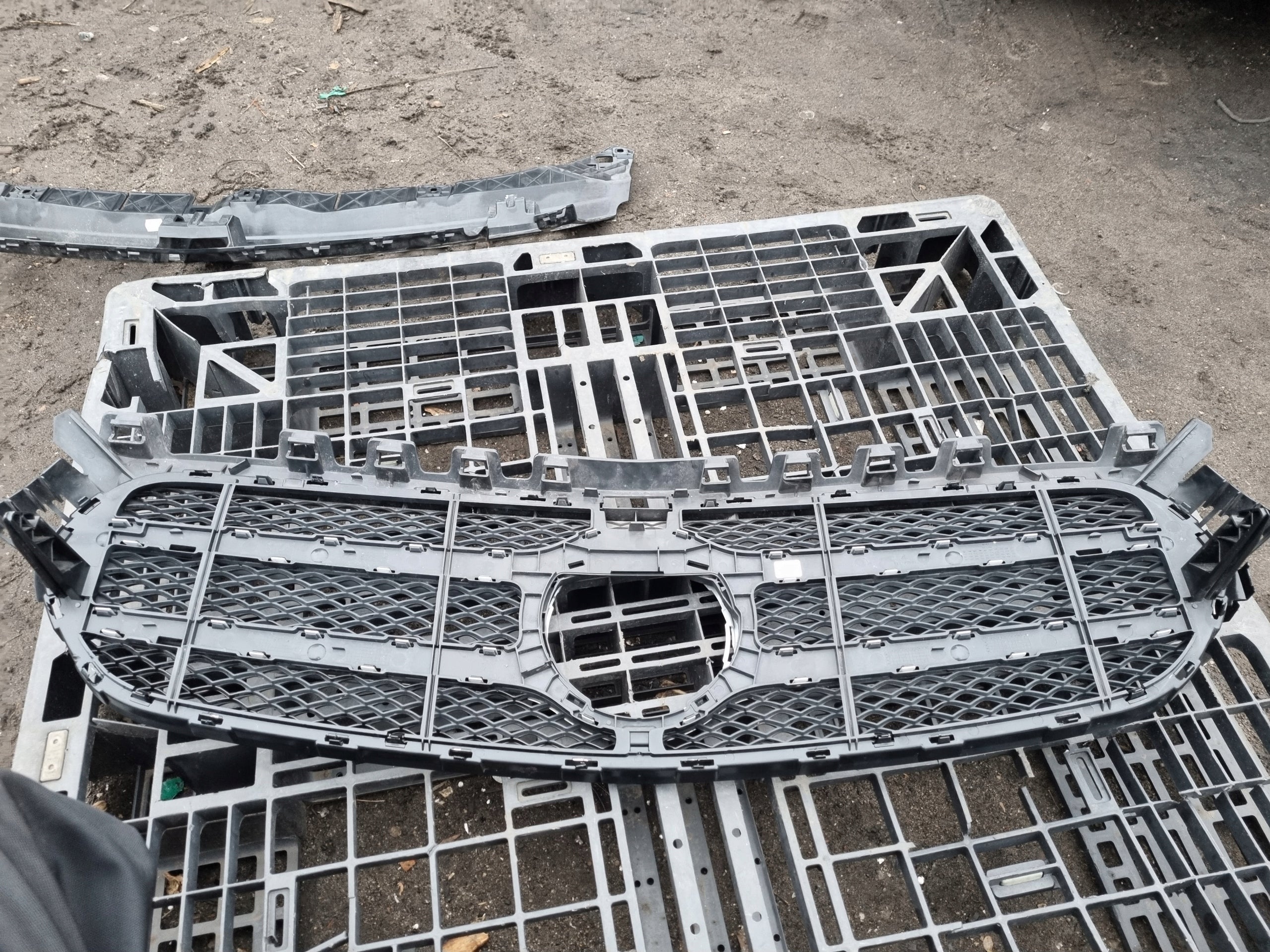 Kühlergrill Mercedes W247 FRONTGRILL A2478881300 Kühlergitter