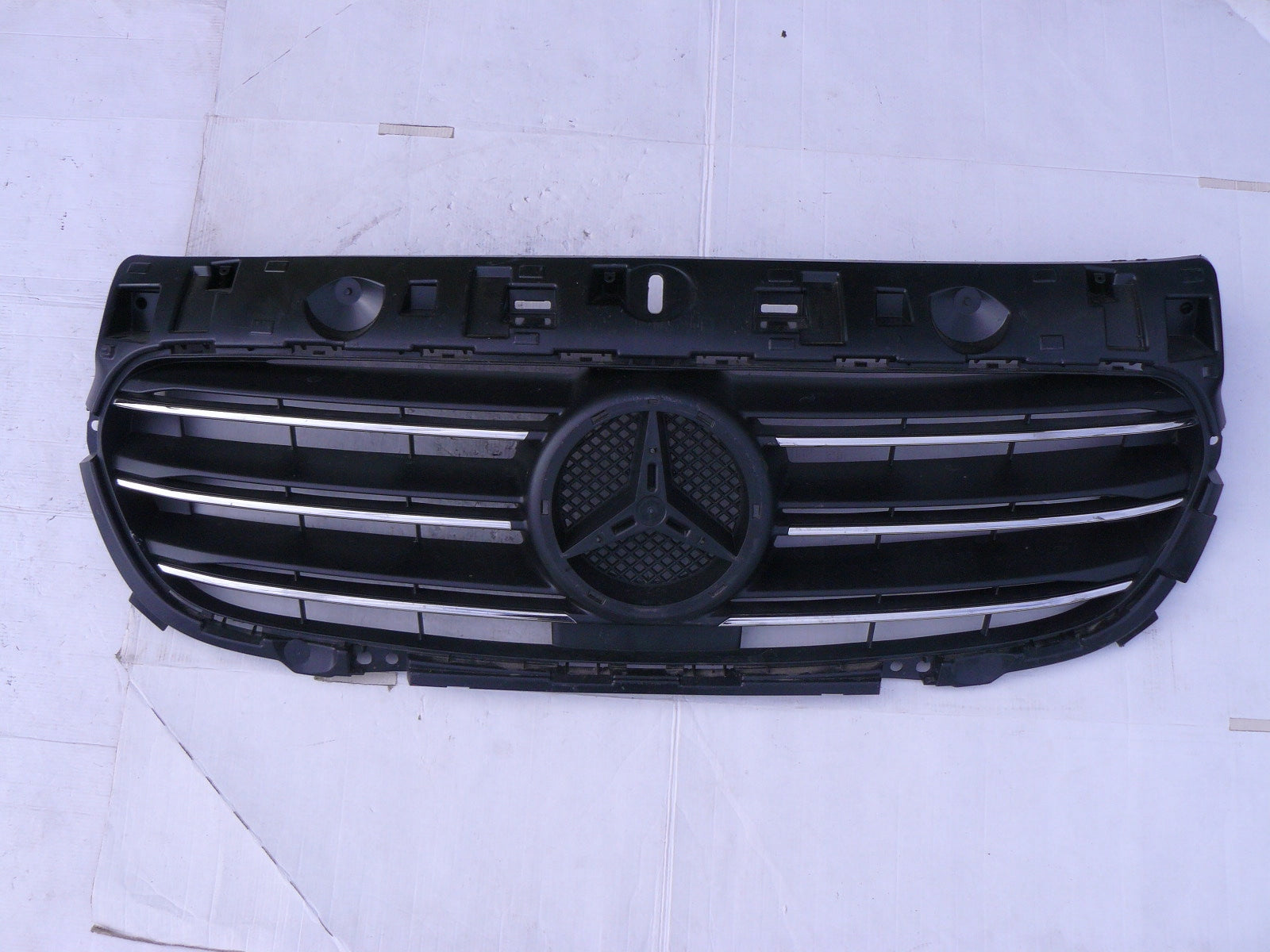  Kühlergrill Mercedes CITAN W420 FRONTGRILL A4205001004 Kühlergitter product image