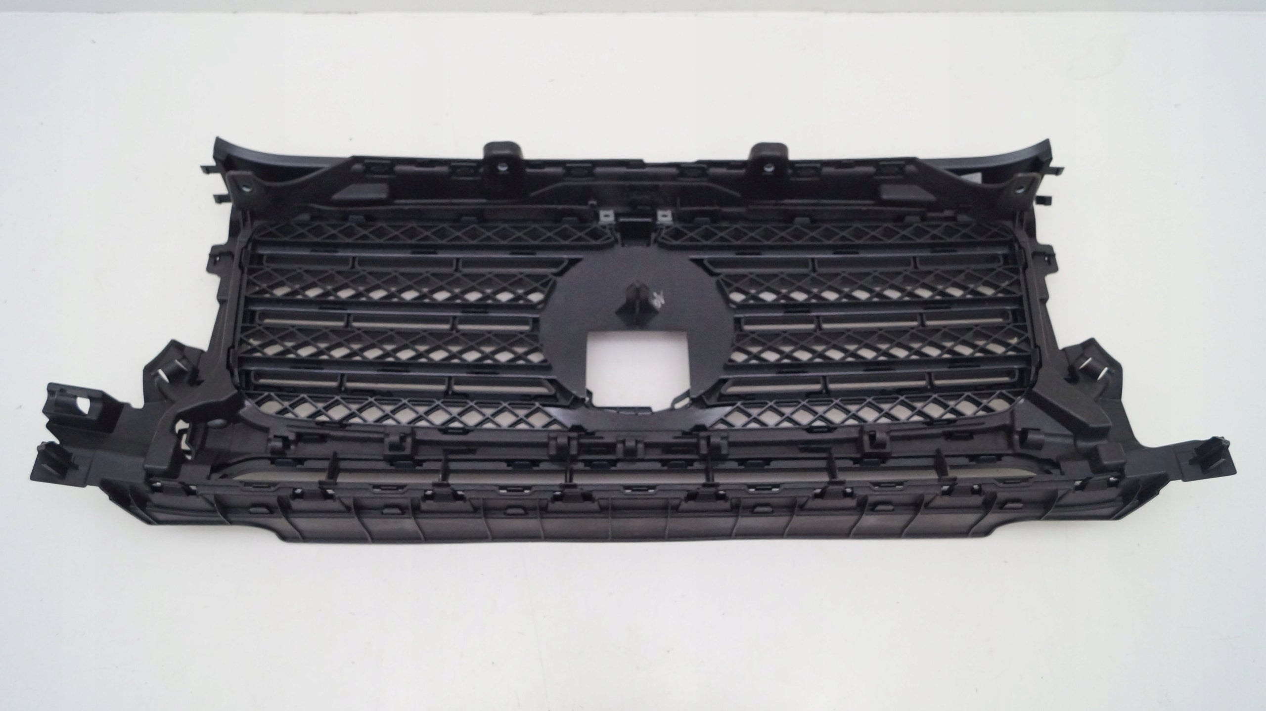 Kühlergrill Mercedes W463 FRONTGRILL A4638880400 Kühlergitter