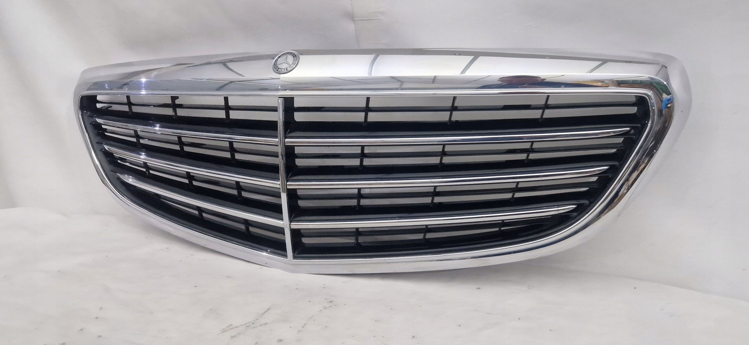 Kühlergrill Mercedes A205 FRONTGRILL A2058802683 Kühlergitter