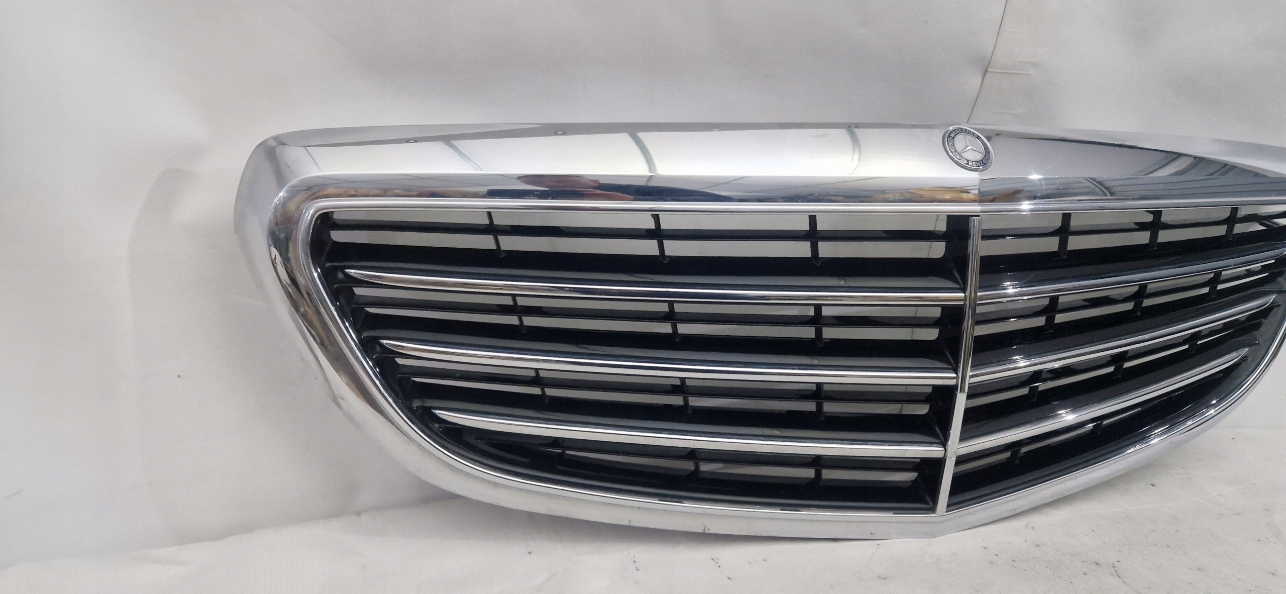 Kühlergrill Mercedes A205 FRONTGRILL A2058802683 Kühlergitter