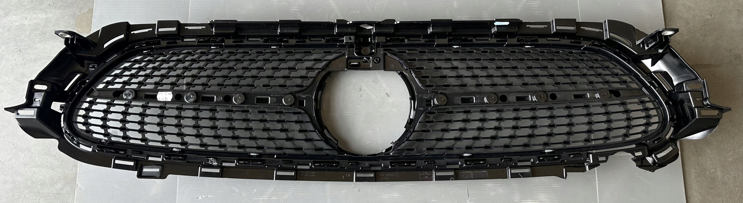 Kühlergrill Mercedes A238 FRONTGRILL A2388883100 Kühlergitter