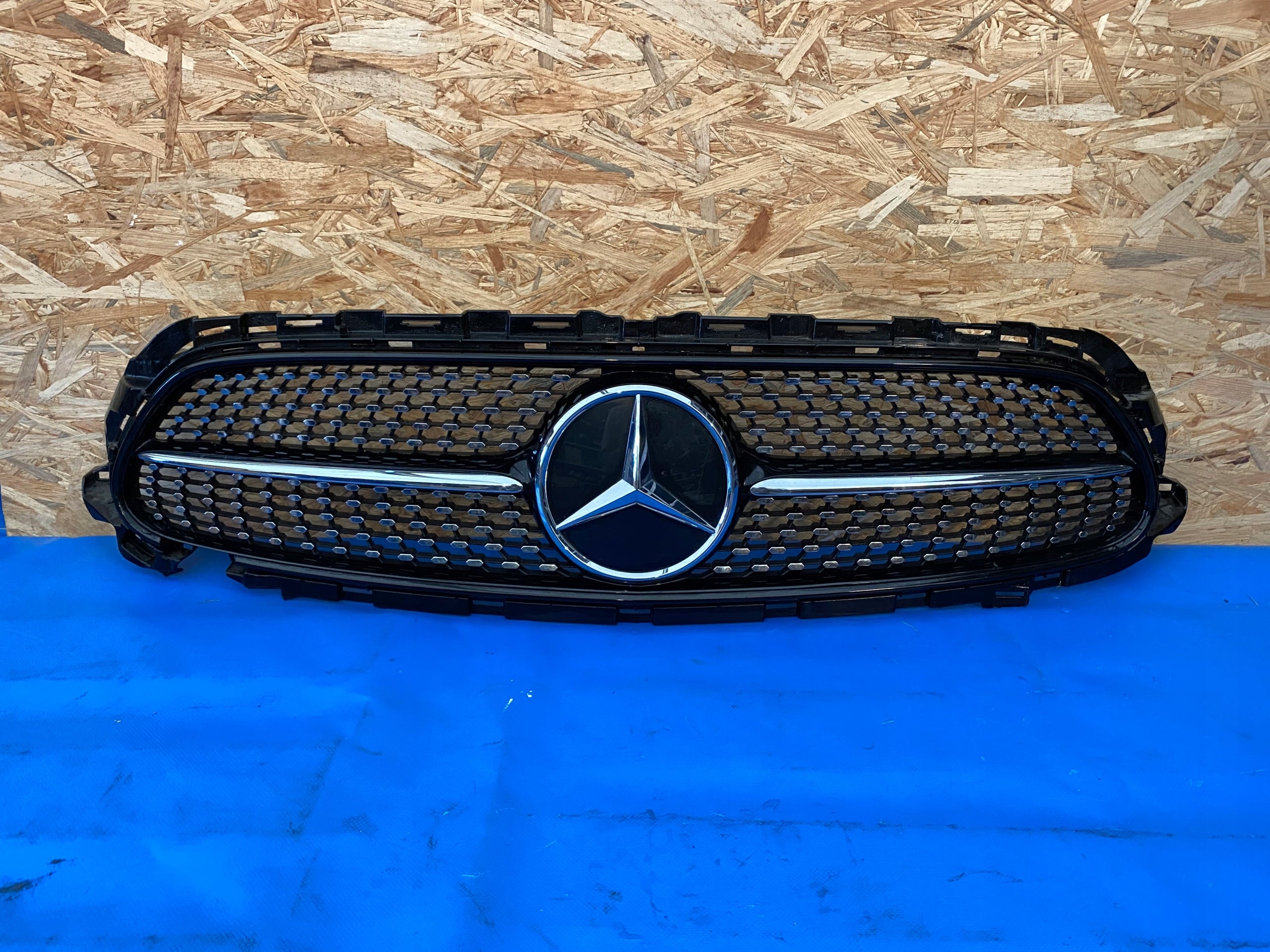  Kühlergrill Mercedes E 238 A238 FRONTGRILL A2388883100 Kühlergitter product image