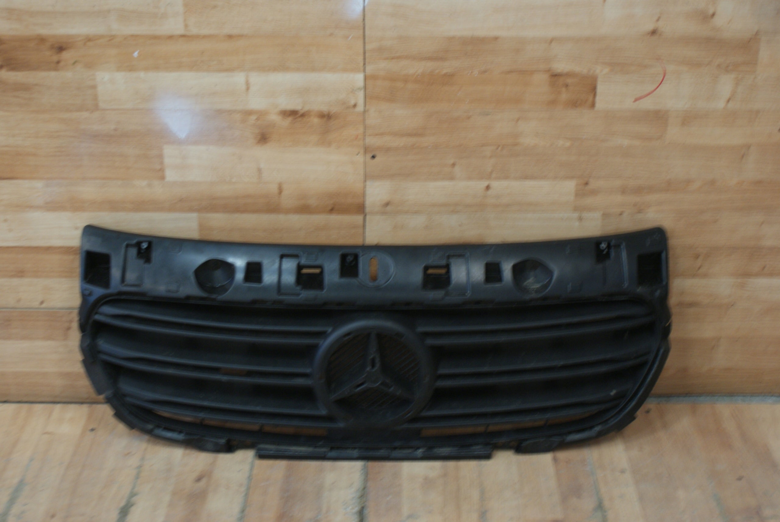 Kühlergrill Mercedes A420 CITAN W420 FRONTGRILL A4205030000 Kühlergitter