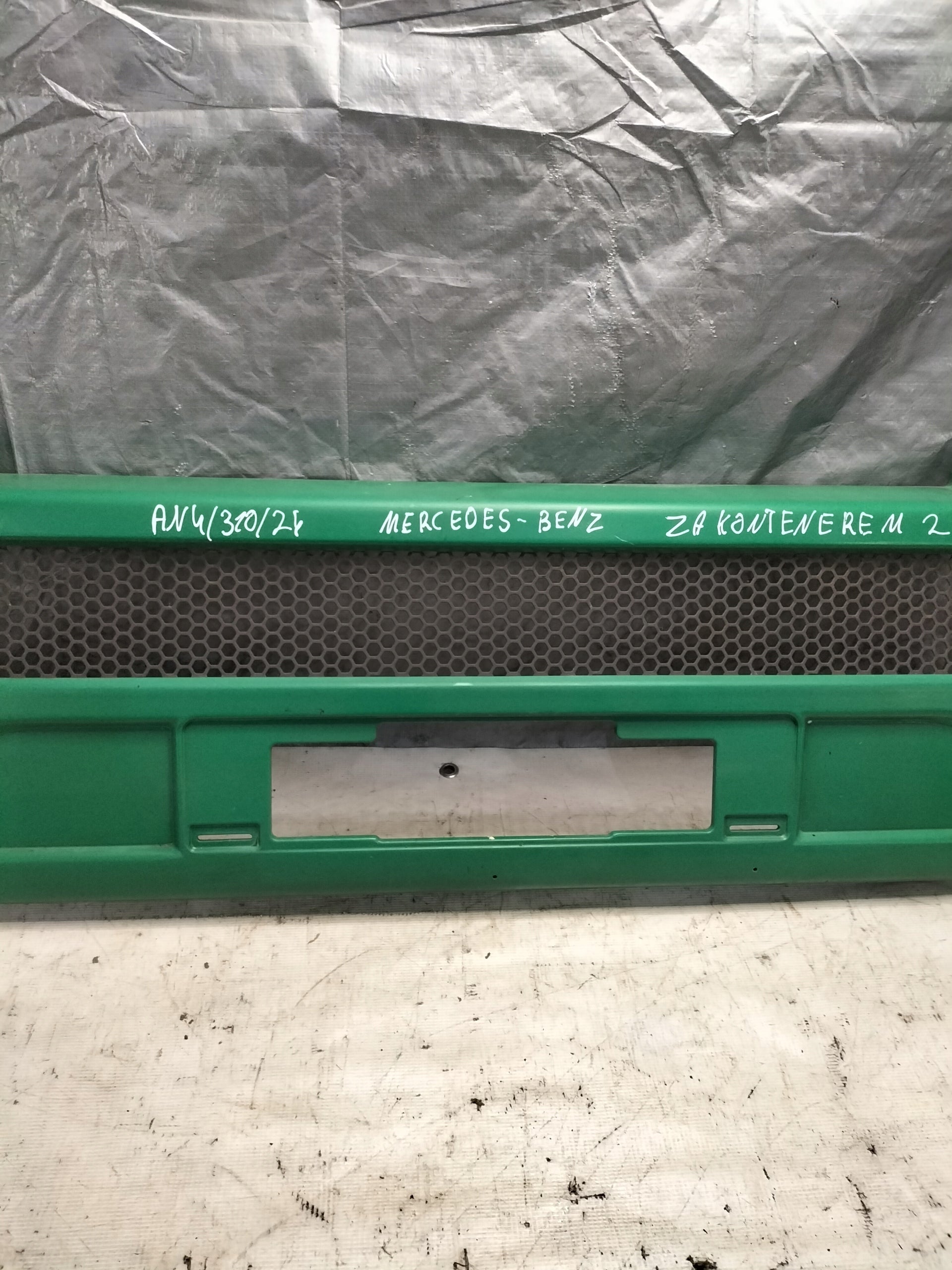 Kühlergrill Mercedes W957 FRONTGRILL A9578851201 Kühlergitter