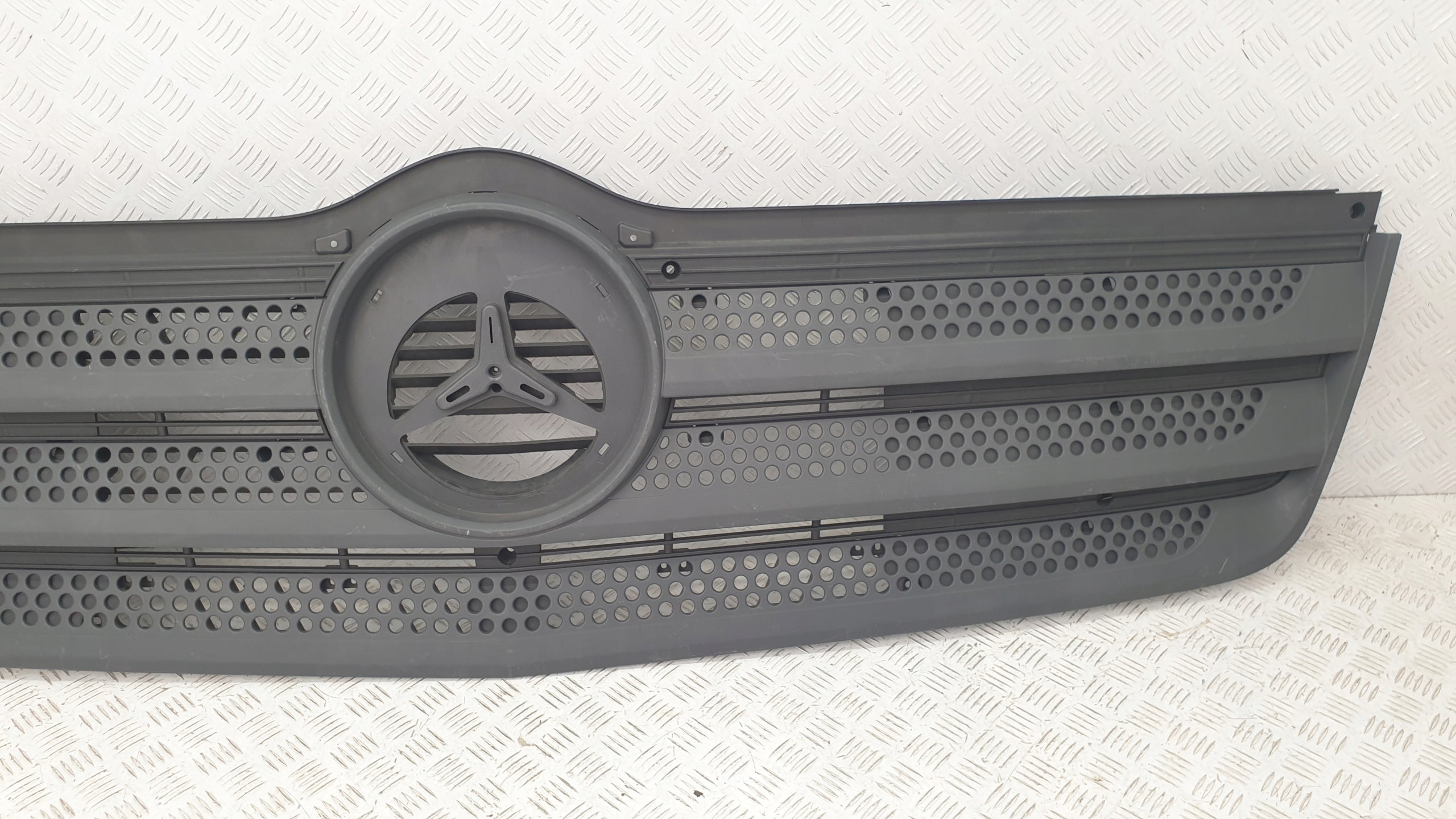 Kühlergrill Mercedes W967 FRONTGRILL A9678800285 Kühlergitter