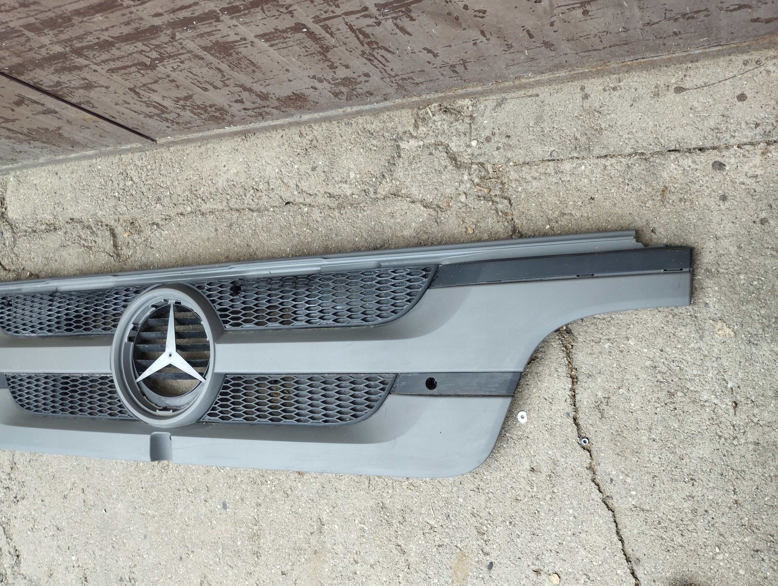 Kühlergrill Mercedes W972 FRONTGRILL A9728880023 Kühlergitter