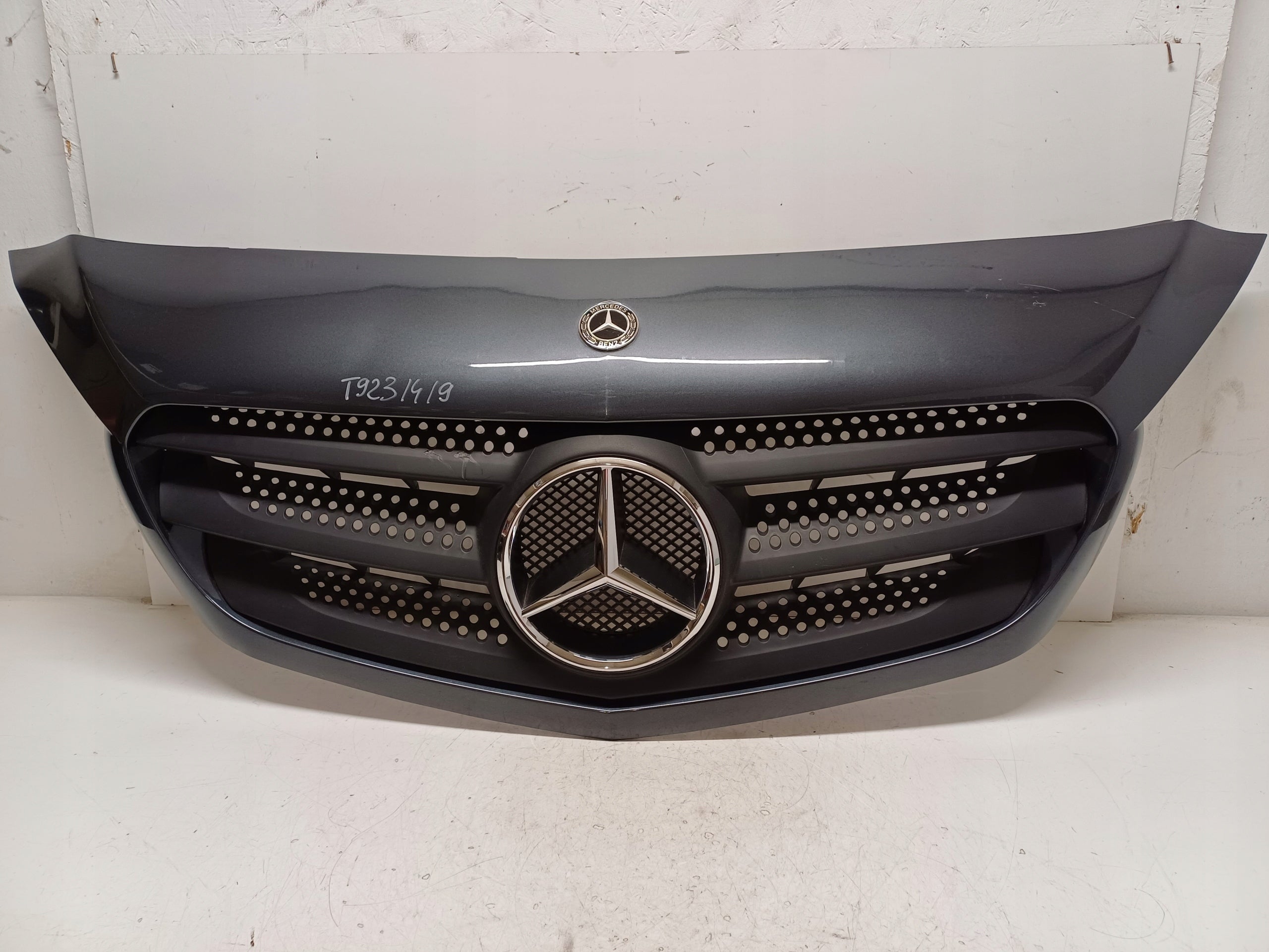 Kühlergrill Mercedes CITAN W415 A415 FRONTGRILL A4158880023 Kühlergitter