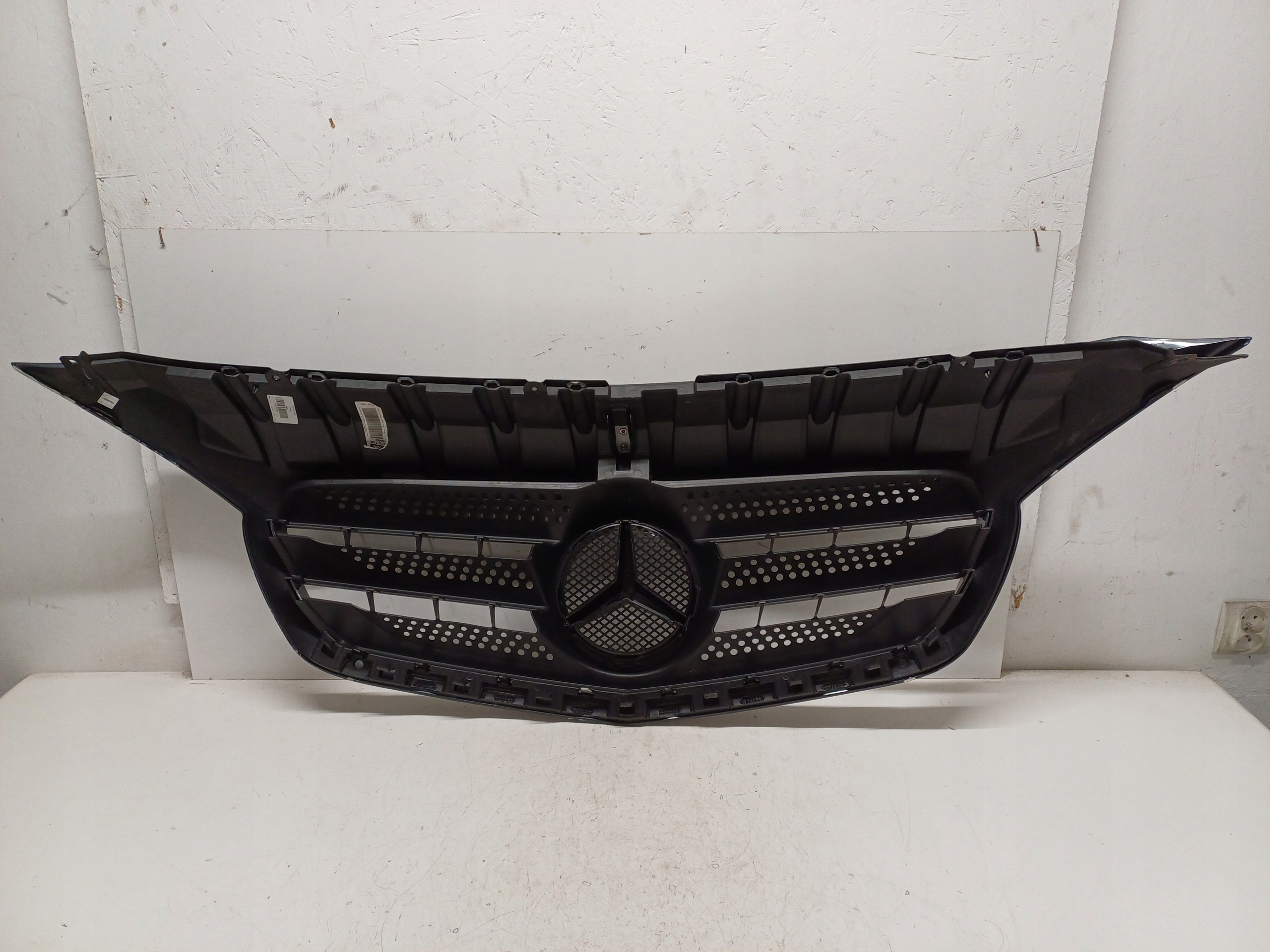 Kühlergrill Mercedes CITAN W415 A415 FRONTGRILL A4158880023 Kühlergitter