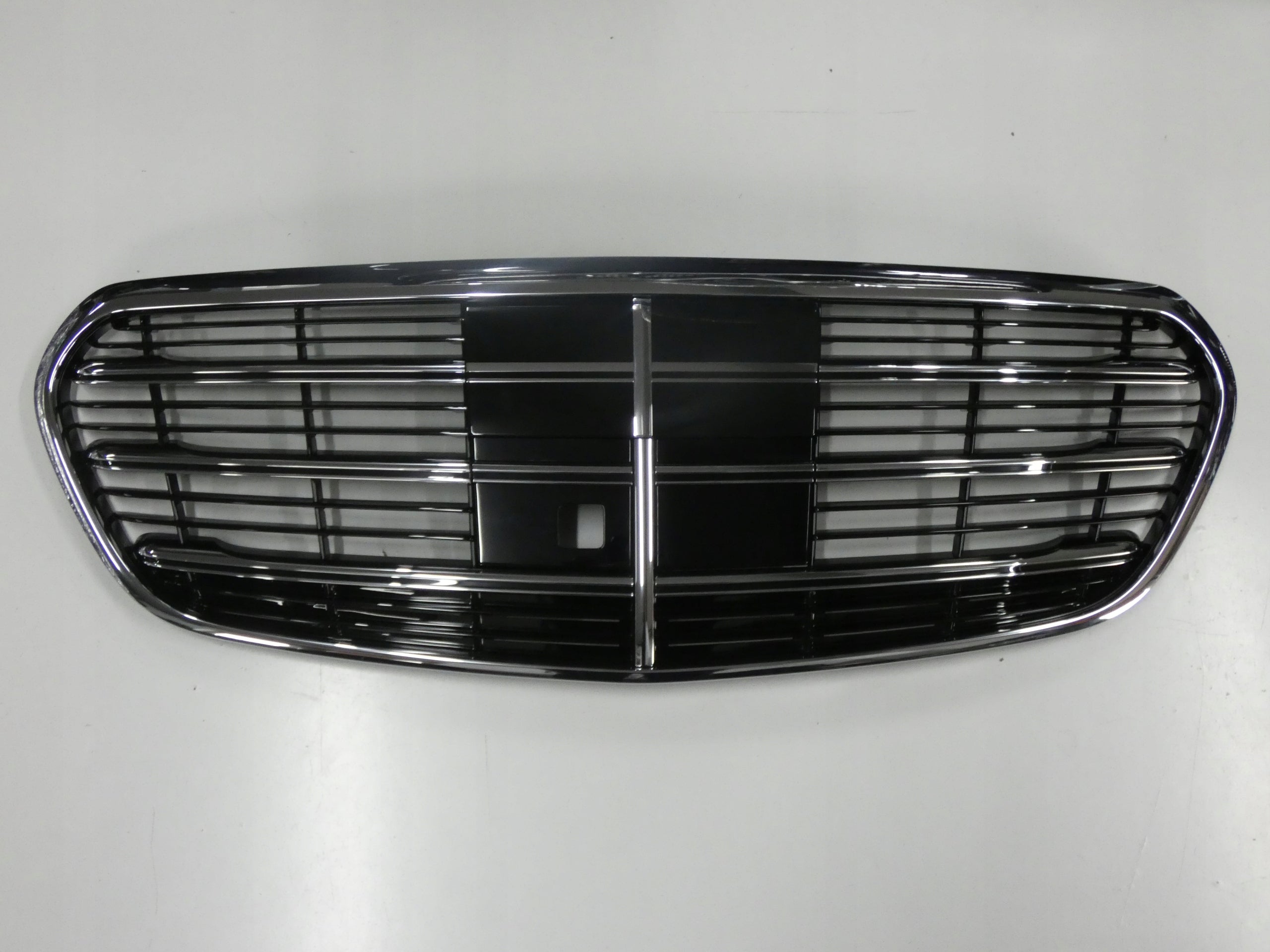 Kühlergrill Mercedes W223 FRONTGRILL A4050492840 Kühlergitter