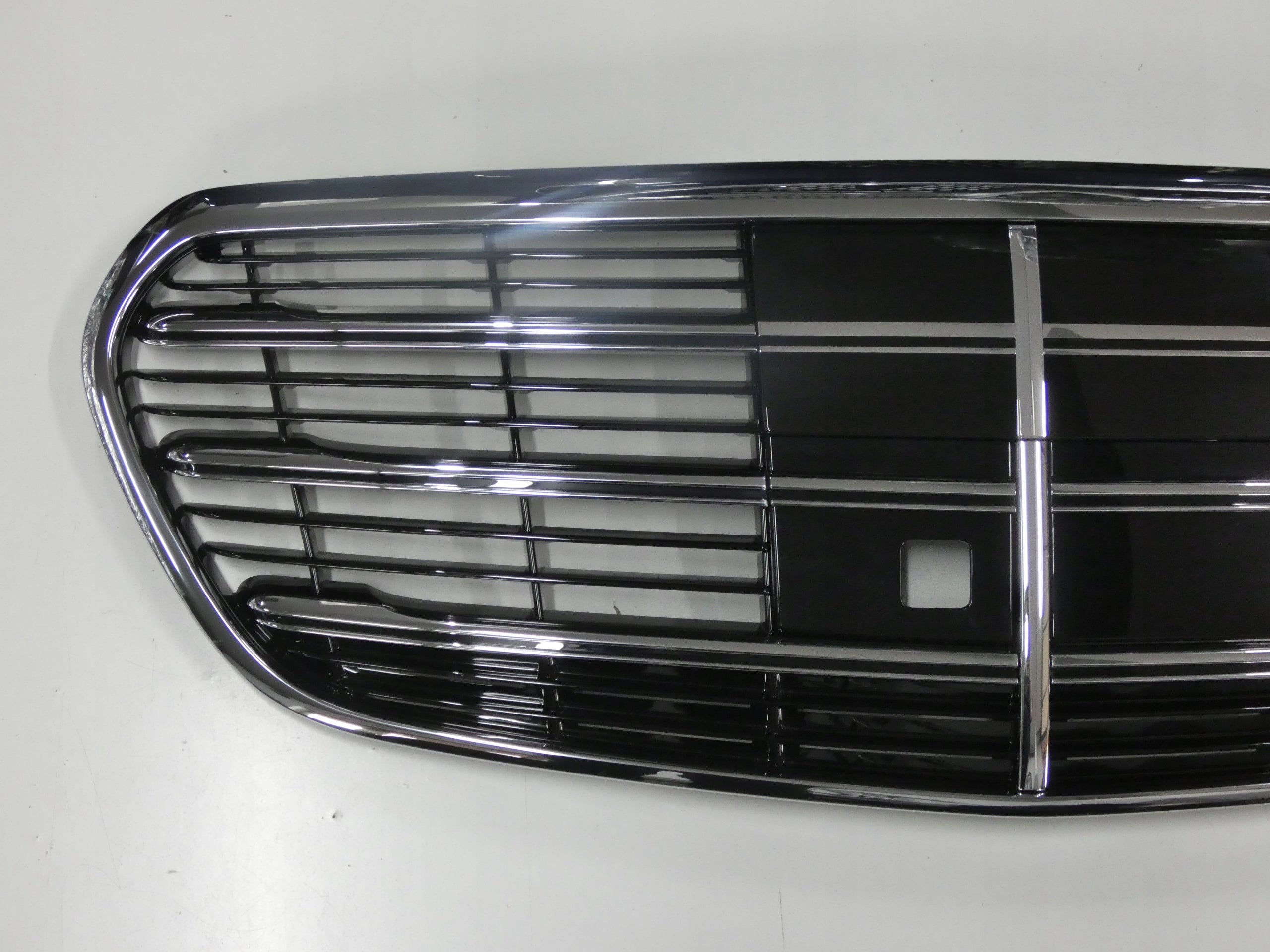 Kühlergrill Mercedes W223 FRONTGRILL A4050492840 Kühlergitter