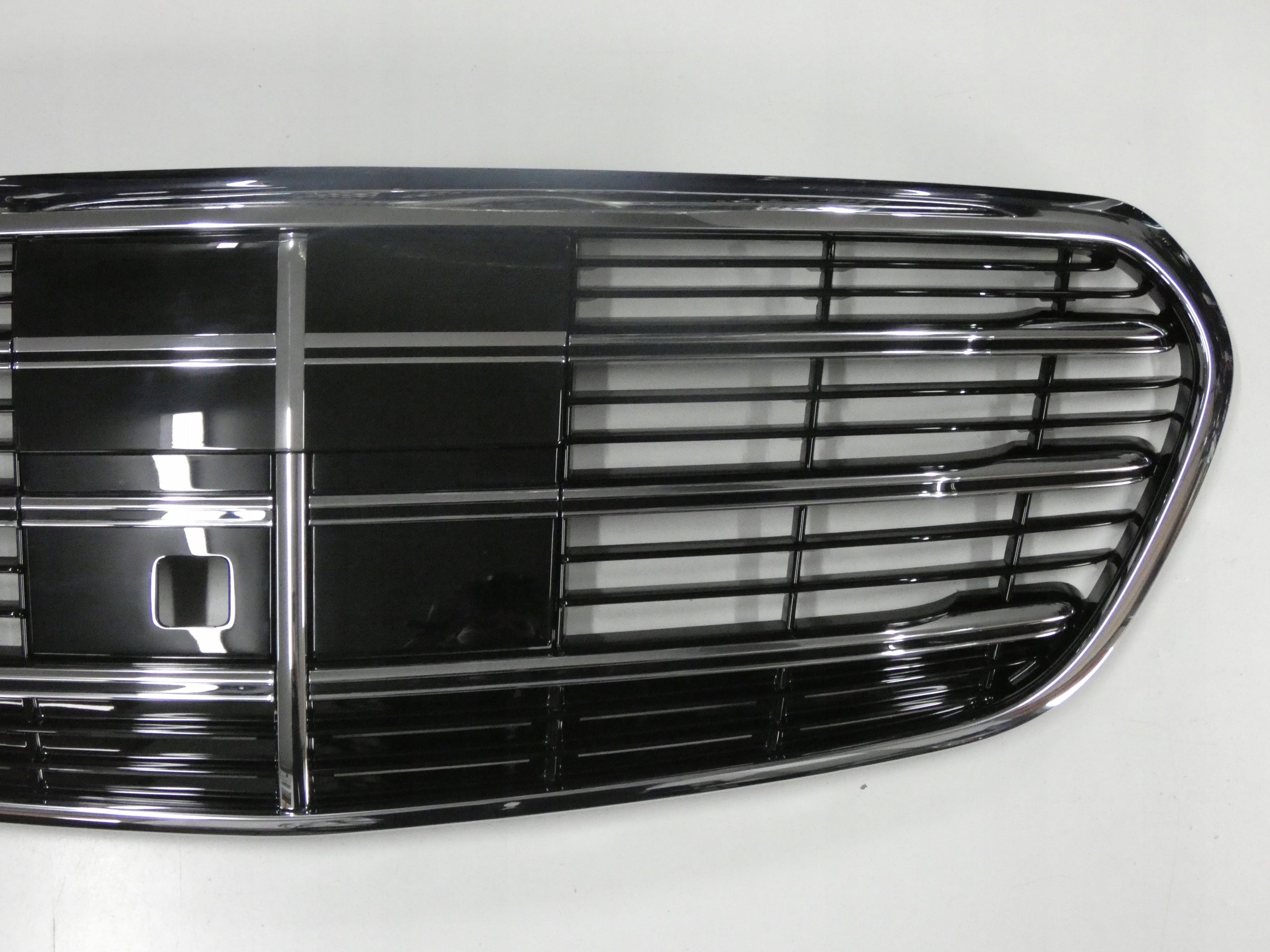 Kühlergrill Mercedes W223 FRONTGRILL A4050492840 Kühlergitter