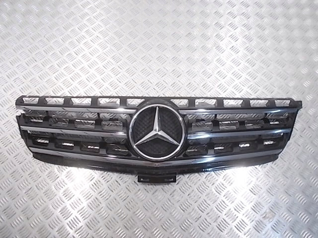 Kühlergrill Mercedes W166 W166 FRONTGRILL A1668801085 Kühlergitter